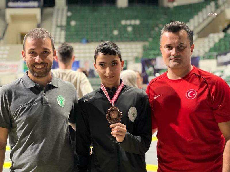 BORNOVALI TEKVANDOCUDAN YENİ BAŞARI