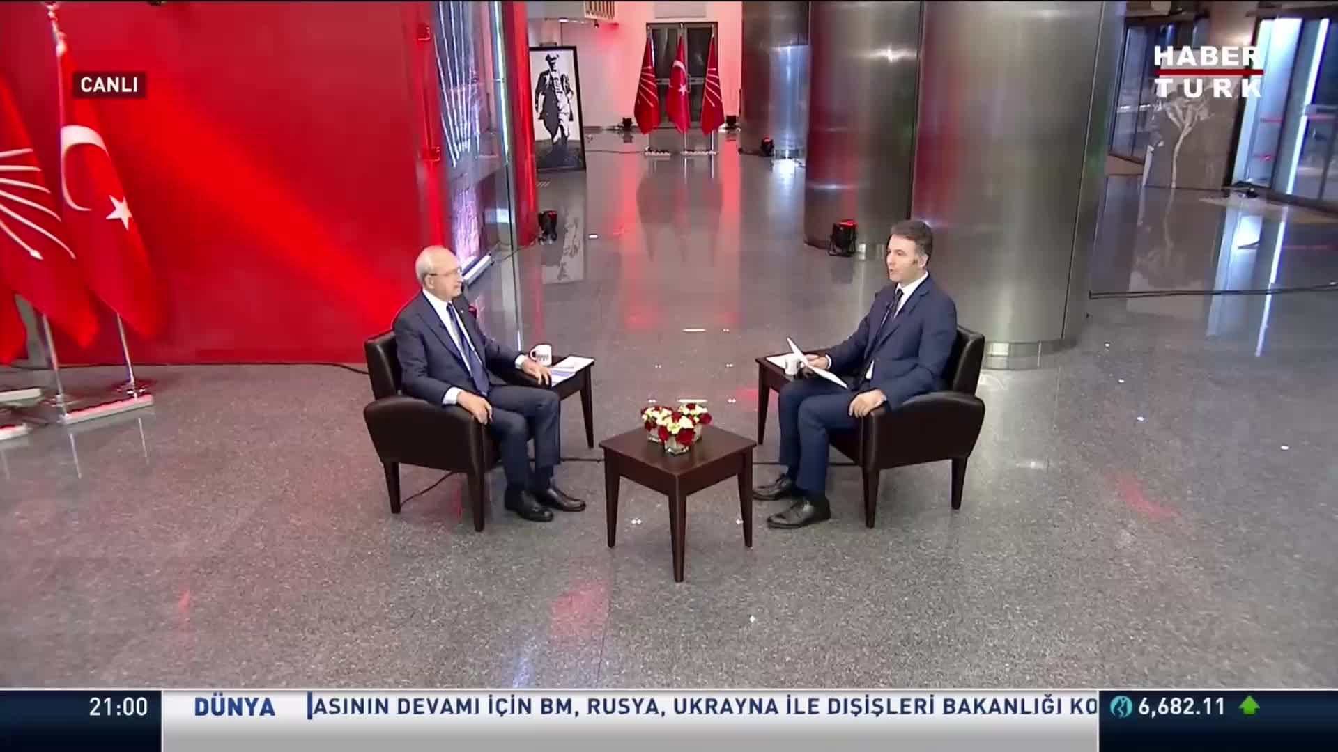 KILIÇDAROĞLU’NDAN “ZOOM TOPLANTISI” AÇIKLAMASI: “TAMAMINI SEYRETMEDİM…ETİK OLARAK RAHATSIZ EDİCİ BAZI UYGULAMALAR VARDI”
