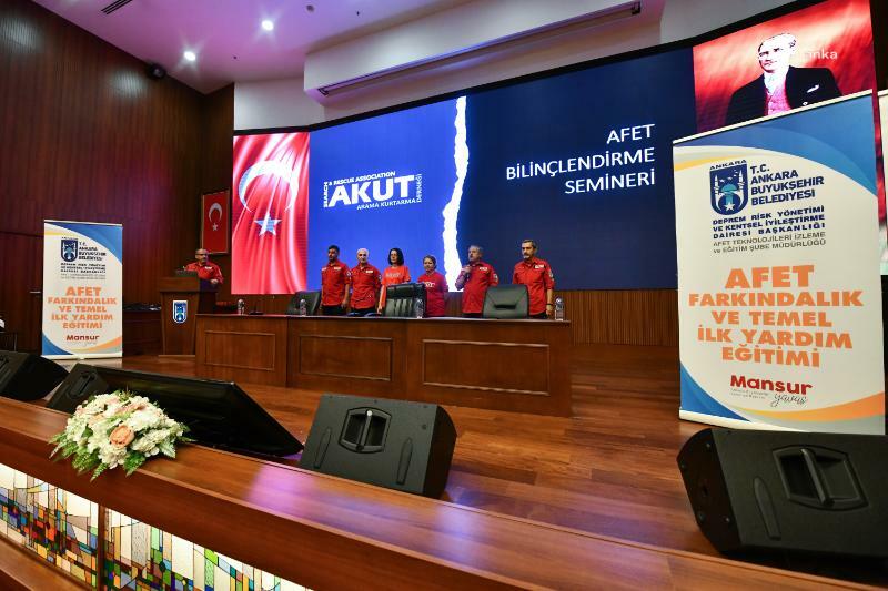 ANKARA BÜYÜKŞEHİR'İN AFET FARKINDALIK VE TEMEL İLK YARDIM EĞİTİMLERİ DEVAM EDİYOR