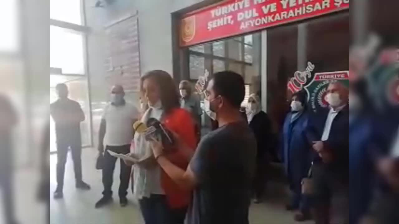 ŞEHİT DERNEĞİNDE MOBBİNG İDDİASI…  CHP’Lİ KÖKSAL: BU DERNEK KİMSENİN ARKA BAHÇESİ DEĞİL