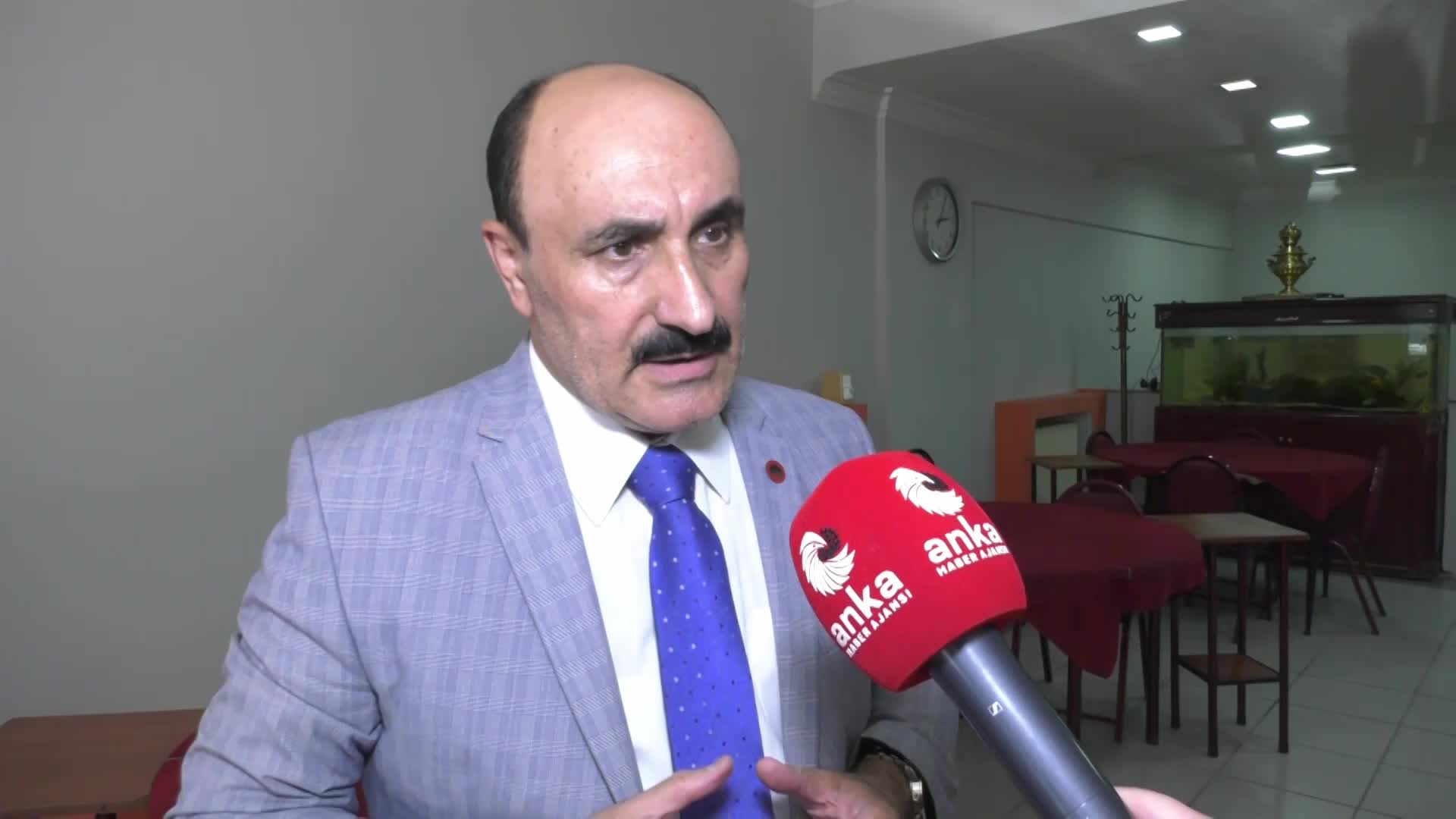 ANKARA KAHVECİLER ESNAF ODASI BAŞKANI İSA GÜVEN: “500 ÇAY SATAN BİR KIRAATHANE, 50 ÇAYLA, 100 ÇAYLA DÜKKAN KAPATIYOR"