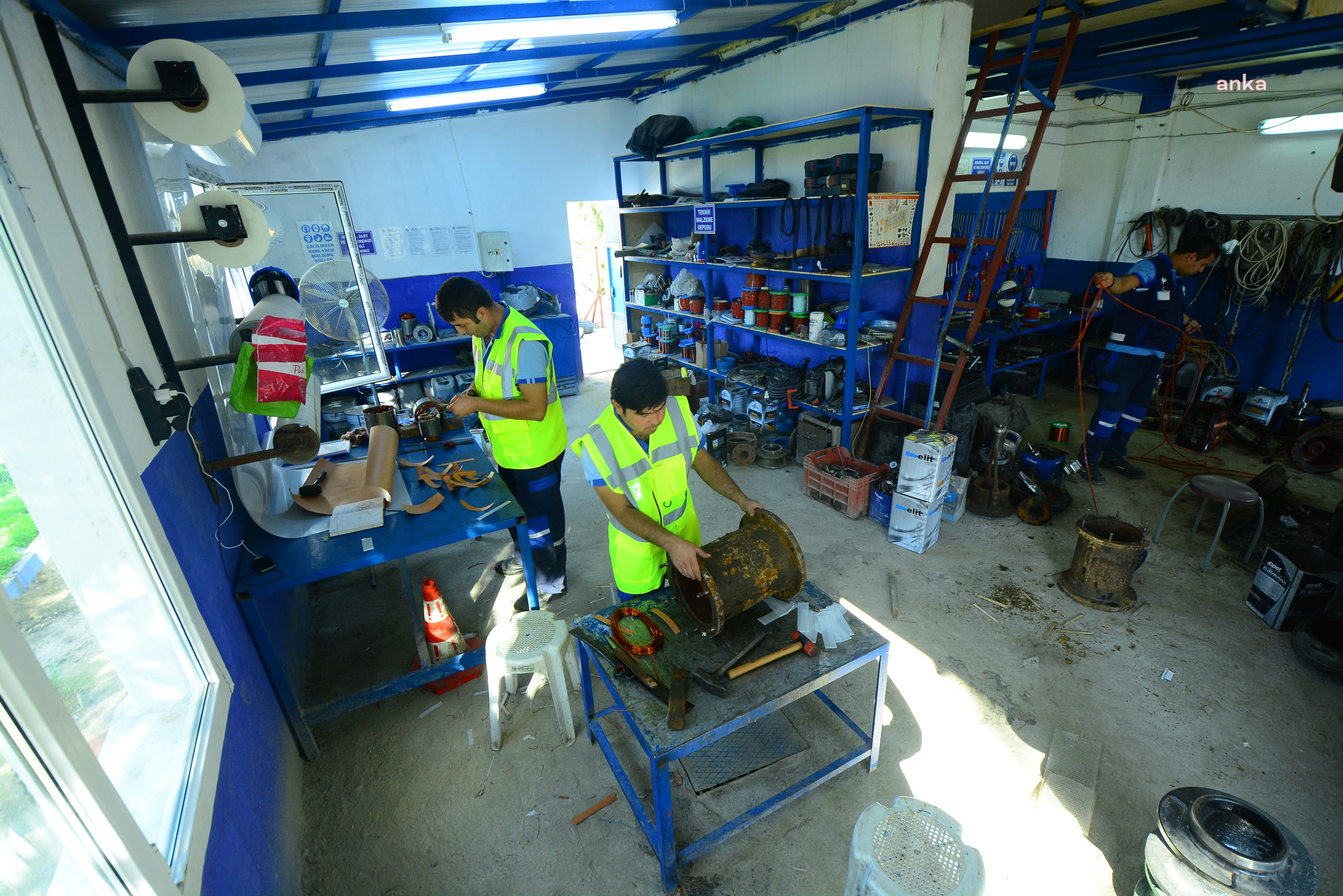 MUĞLA BÜYÜKŞEHİR'DEN ELEKTRİK KESİNTİLERİNİN SU KESİNTİLERİNE SEBEP OLMAMASI İÇİN YOĞUN MESAİ