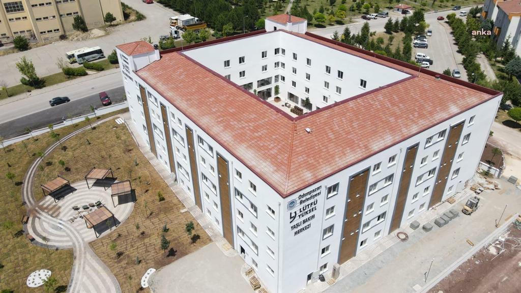 ODUNPAZARI BELEDİYESİ LÜTFÜ YÜKSEL YAŞLI BAKIM MERKEZİ SALI GÜNÜ AÇILIYOR
