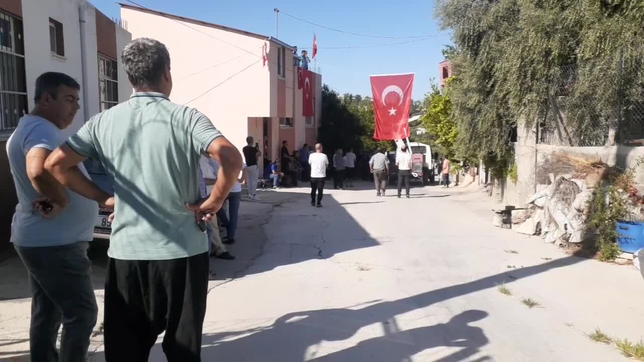 OSMANİYE KADİRLİLİ SÖZLEŞMELİ ER ÖMER CİNKARA ŞEHİT OLDU