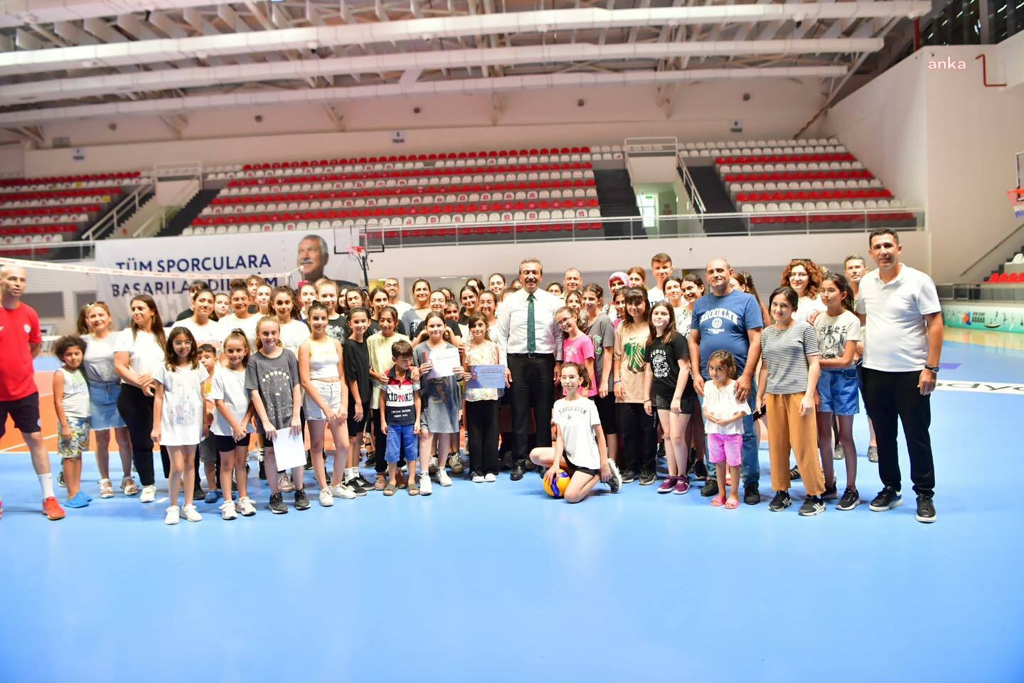 ÇUKUROVA BELEDİYE BAŞKANI ÇETİN'DEN YAZ OKULLARINA ZİYARET