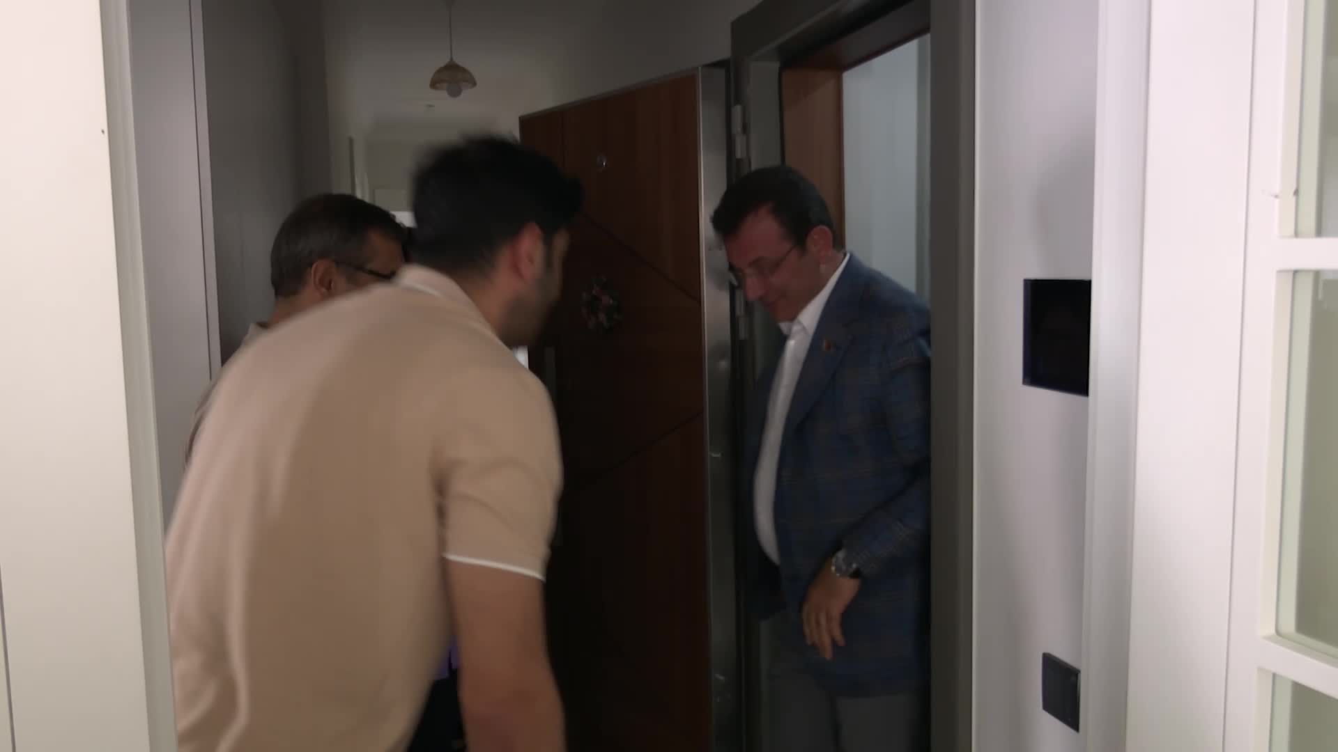 İMAMOĞLU, VATANDAŞLARI KENTSEL DÖNÜŞÜM İÇİN KİPTAŞ’A BAŞVURMAYA DAVET ETTİ