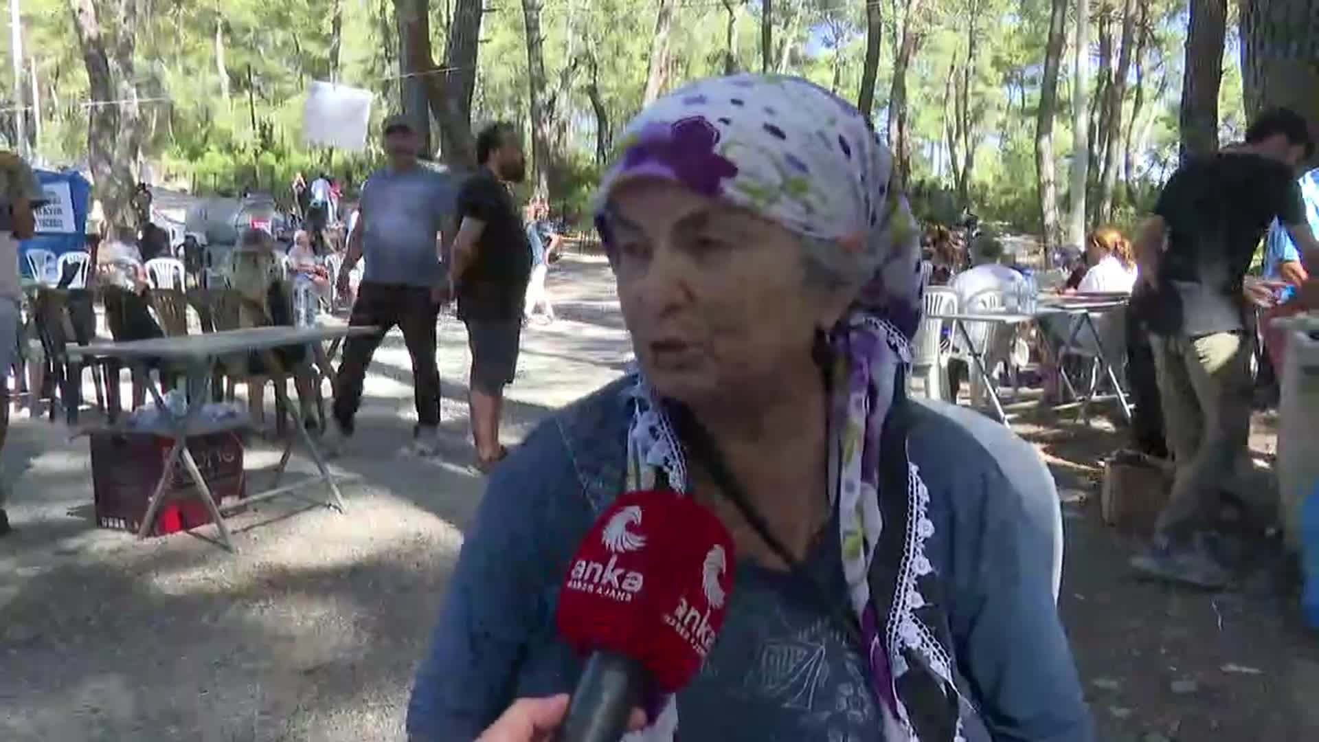 AKBELENLİ YURTTAŞTAN AĞAÇ KESİMLERİNE TEPKİ: "KUŞLARIN GİDECEK YERİ KALMADI, BÜTÜN YUVALARI BOZULDU. GÜNAH DEĞİL Mİ BU HAYVANLARA?"