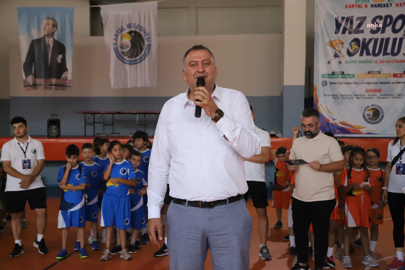 KARTAL BELEDİYESİ ÜCRETSİZ YAZ SPOR OKULU, YILIN İLK MEZUNLARINI VERDİ