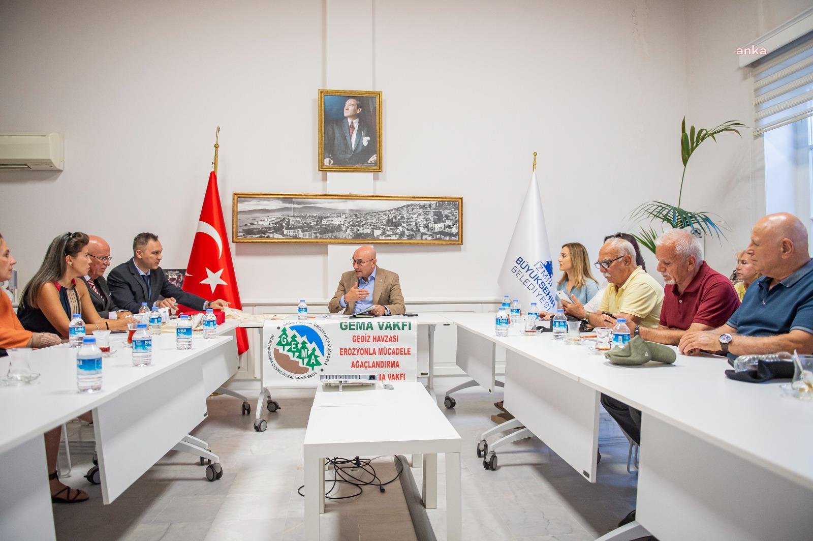 BAŞKAN SOYER’E GEMA VAKFI’NDAN PLAKET