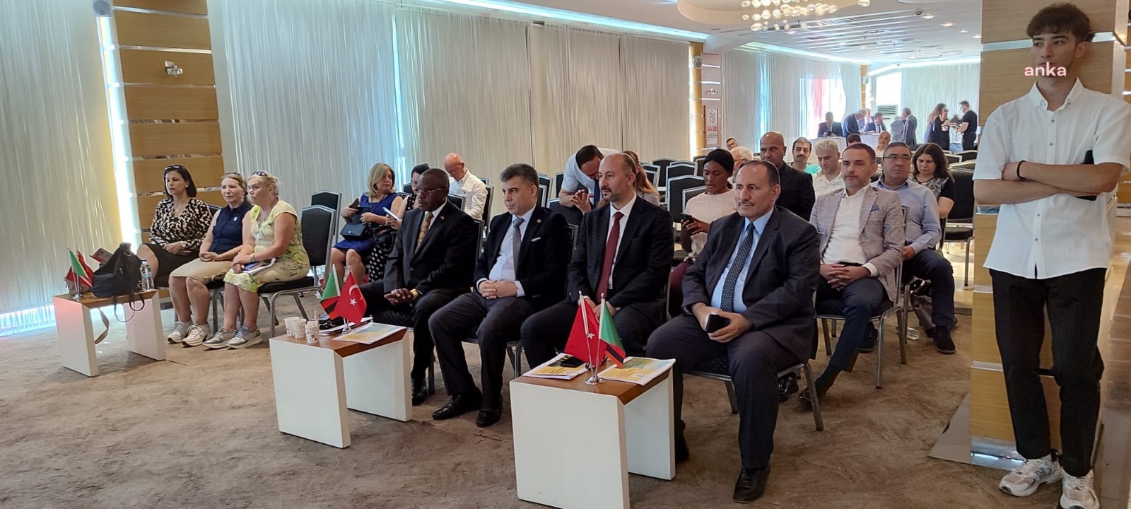 TÜRKİYE-ZAMBİYA İŞ FORUMU KONFERANSI ANKARA’DA YAPILDI