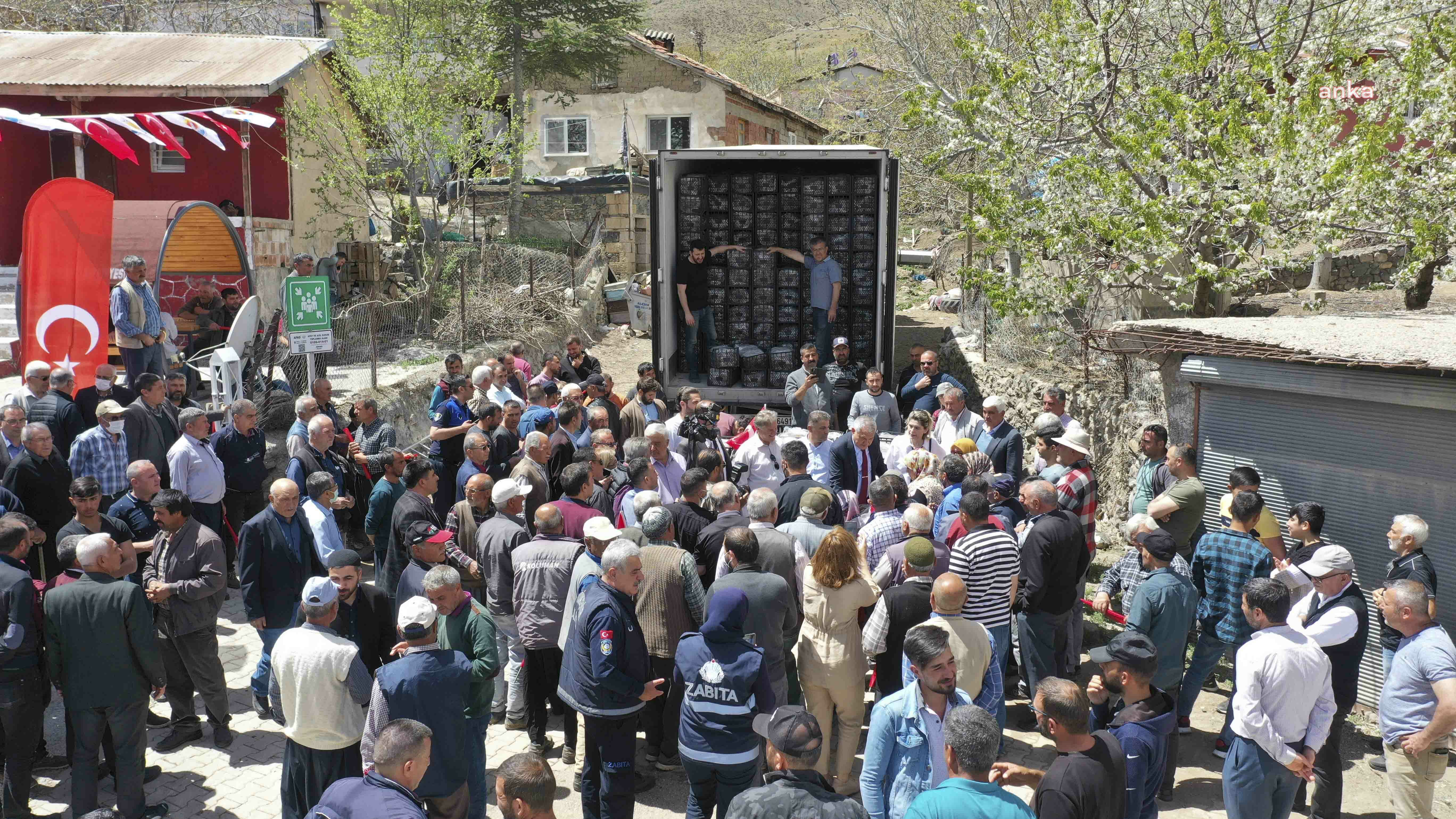 ADANA BÜYÜKŞEHİR BELEDİYESİ'NDEN ÇİFTÇİYE DESTEK