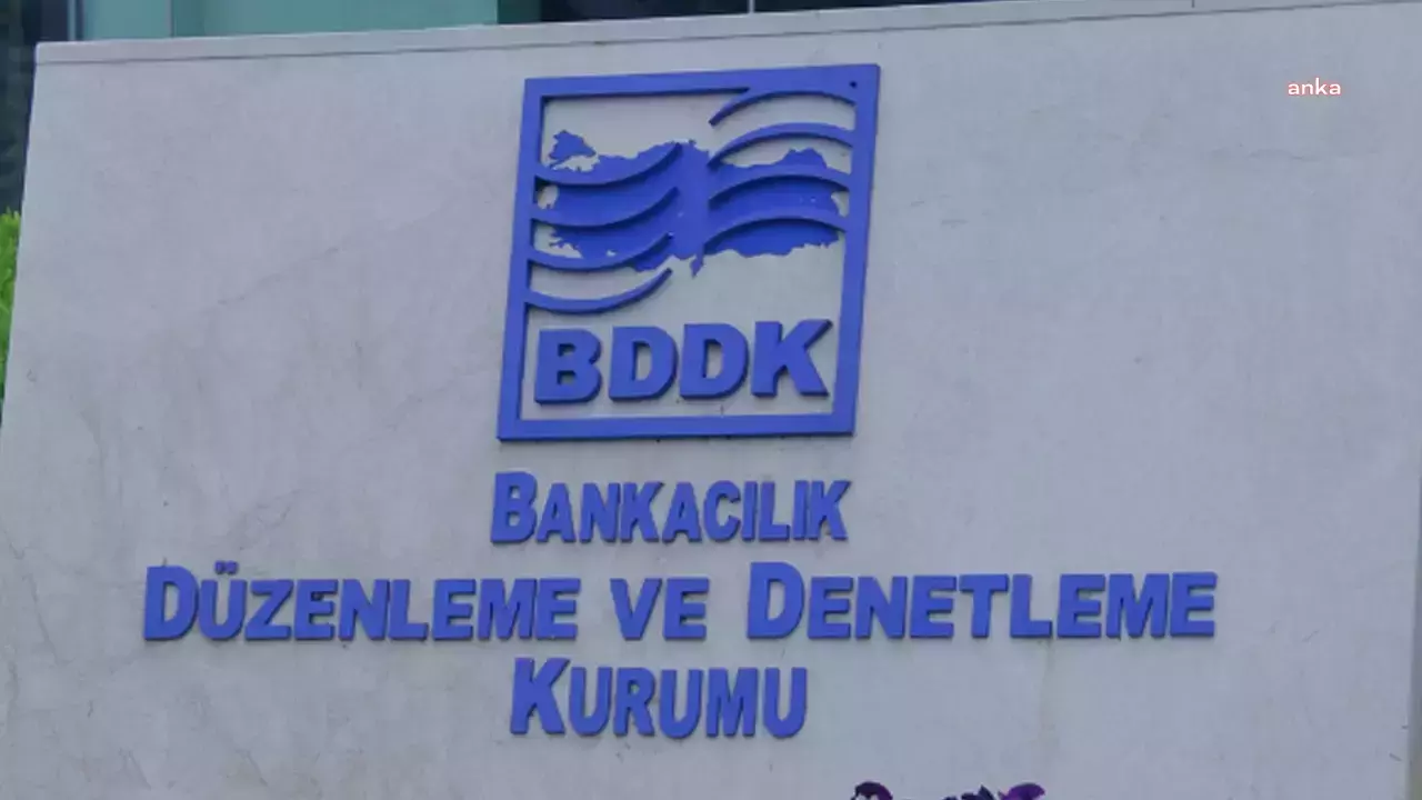 BDDK'DAN KREDİ KARTI TAKSİTLERİNE SINIRLAMA: HAVAYOLLARI, SEYAHAT ACENTELERİ VE KONAKLAMA İLE İLGİLİ YURT DIŞINA İLİŞKİN HARCAMALARDA TAKSİT YAPILMAYACAK
