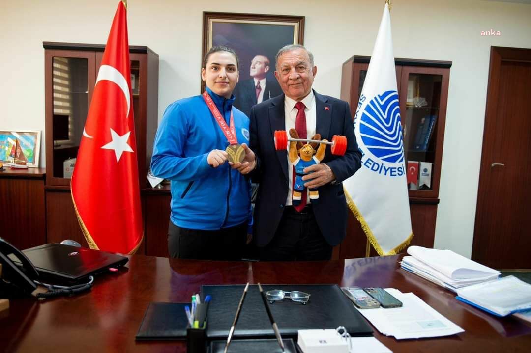 SEYHAN BELEDİYESPORLU MİLLİ HALTERCİ SARA YENİGÜN, AVRUPA İKİNCİSİ OLDU
