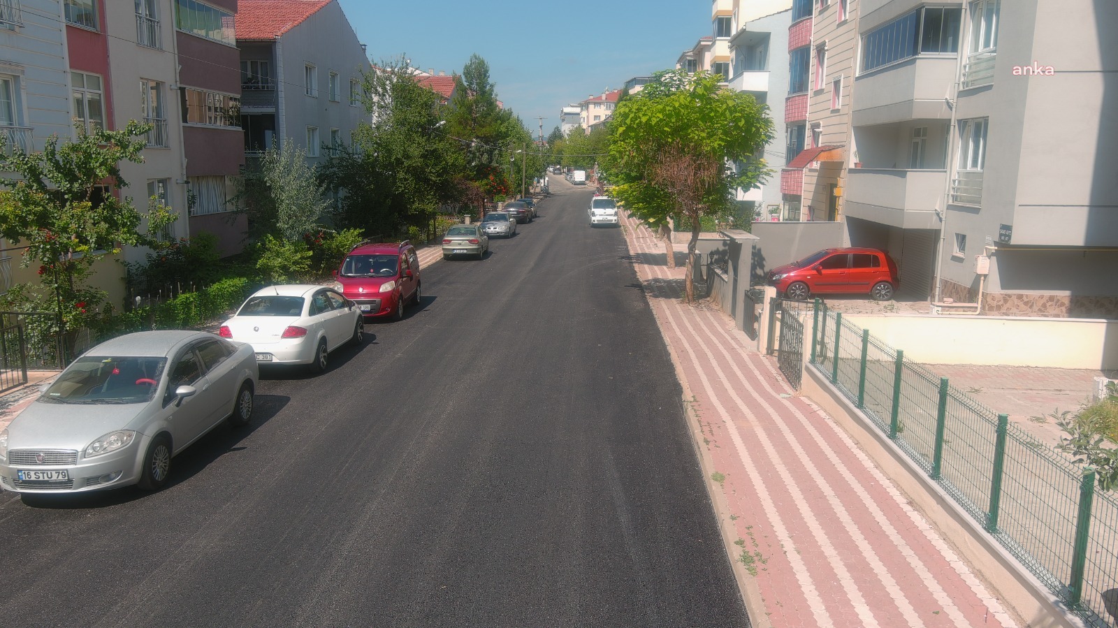 BOZÜYÜK BELEDİYESİ, BEDRİ RAHMİ CADDESİ’Nİ ASFALTLADI