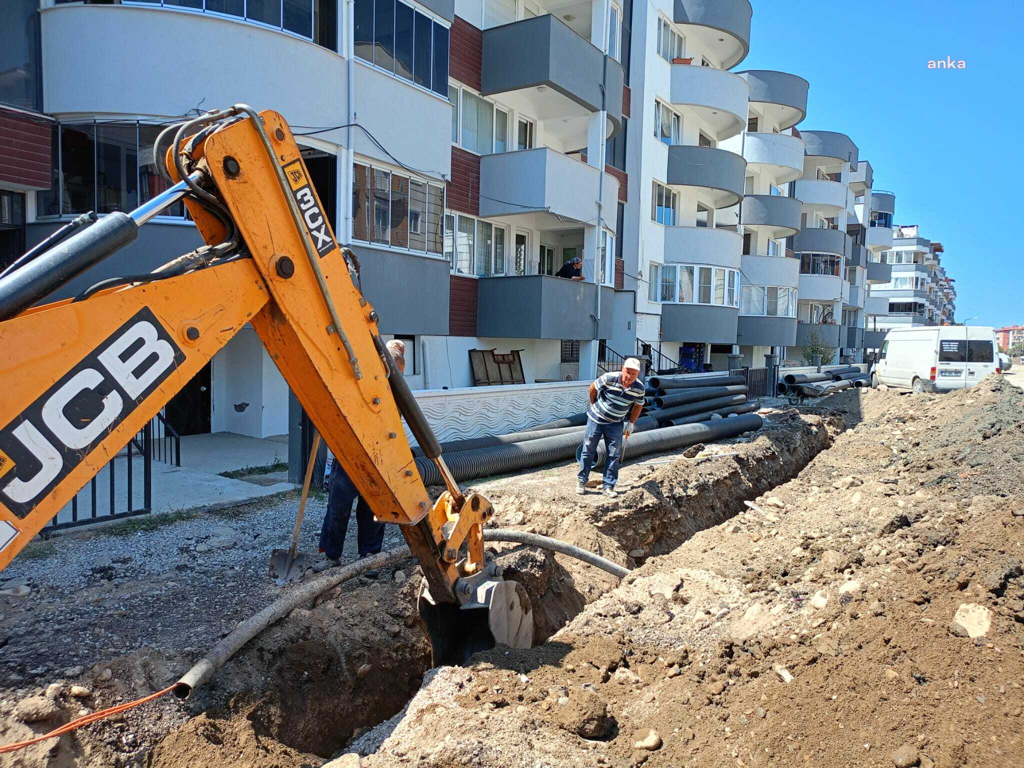 EDREMİT BELEDİYESİ’NDEN ALTINKUM MAHALLESİ’NDE ALTYAPI ÇALIŞMASI