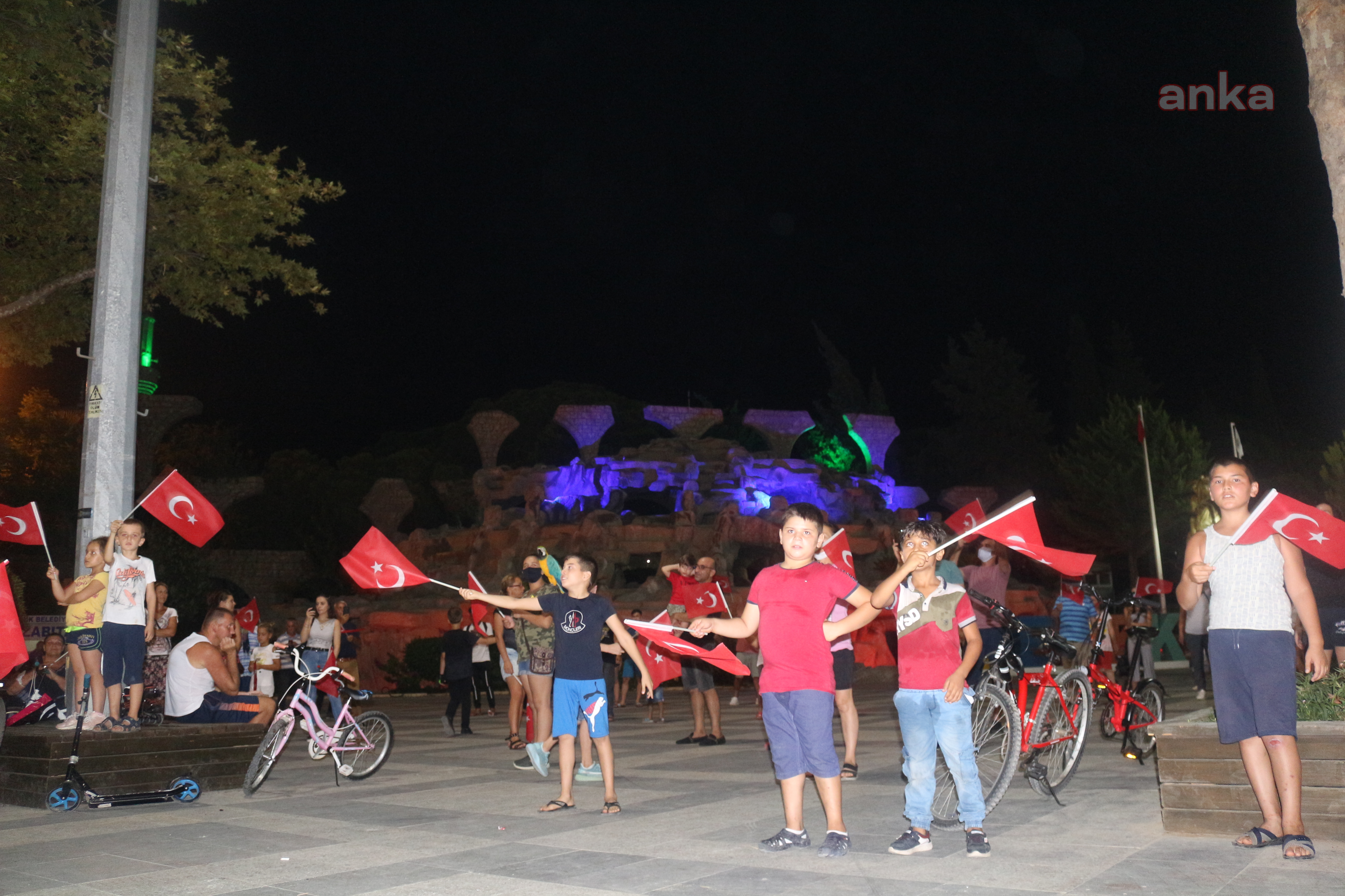 ANTALYA BÜYÜKŞEHİR’İN ZAFER BAYRAMI KONSERLERİ SÜRÜYOR