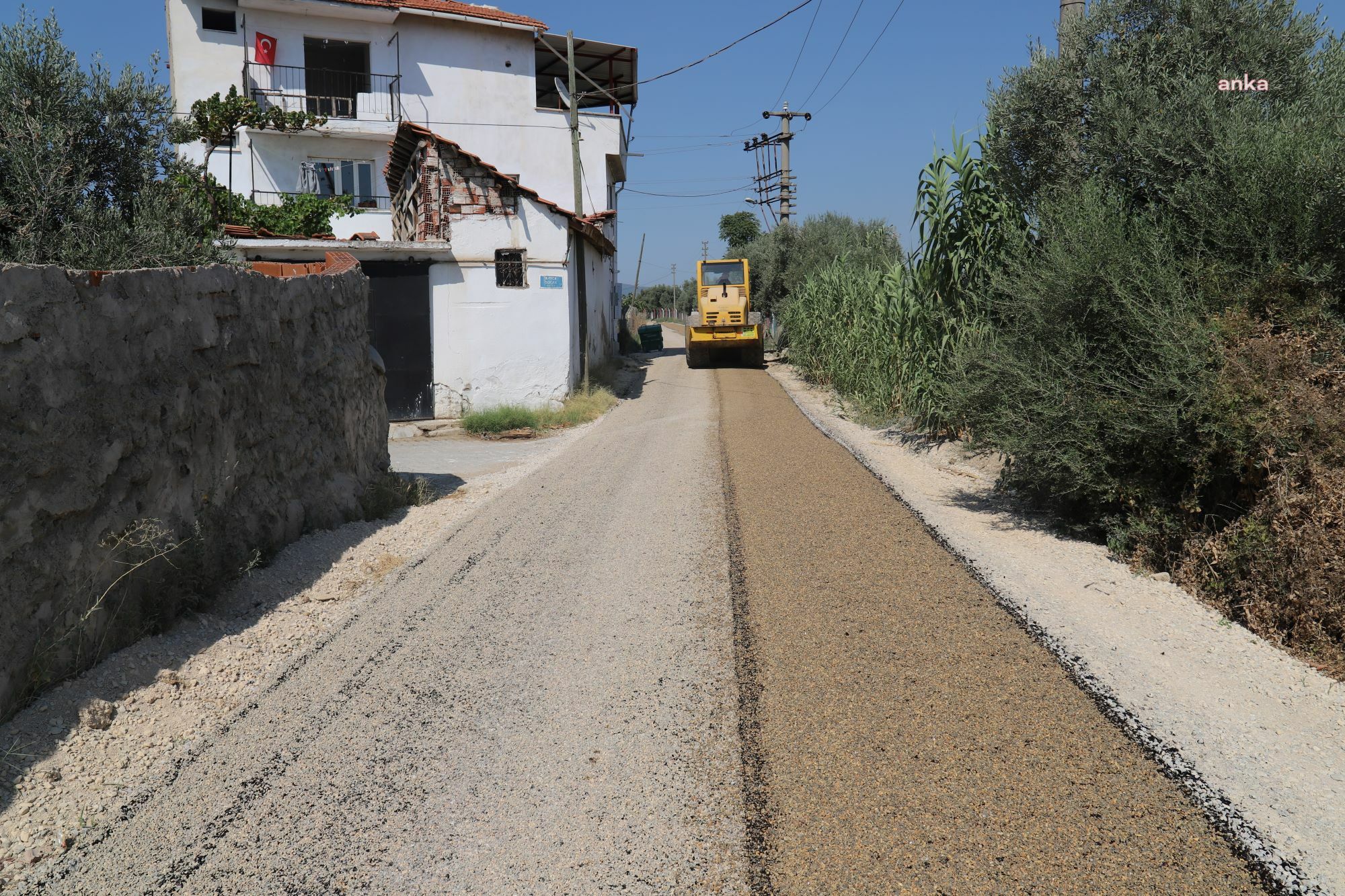 TURGUTLU BELEDİYESİ, İLÇE GENELİNDE ASFALTLAMA ÇALIŞMALARINI SÜRDÜRÜYOR