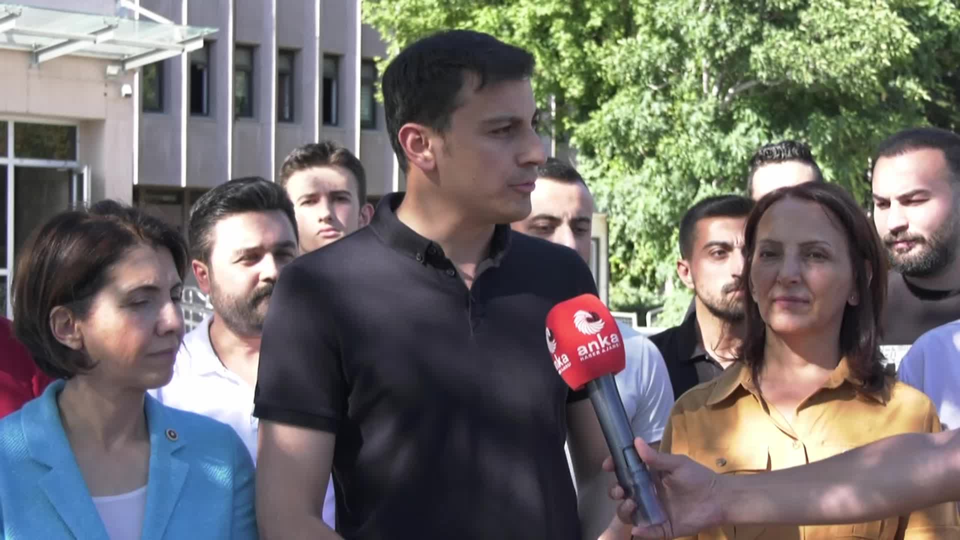 CHP GENÇLİK KOLLARI BAŞKANI KİLLİK, SÜLEYMAN SOYLU'NUN ŞİKAYETİ ÜZERİNE BAŞLATILAN SORUŞTURMA KAPSAMINDA İFADE VERDİ: “SÜLEYMAN SOYLU, AK PARTİ TARAFINDAN DA ÜSTÜ ÇİZİLMİŞ BİR KİŞİLİK"