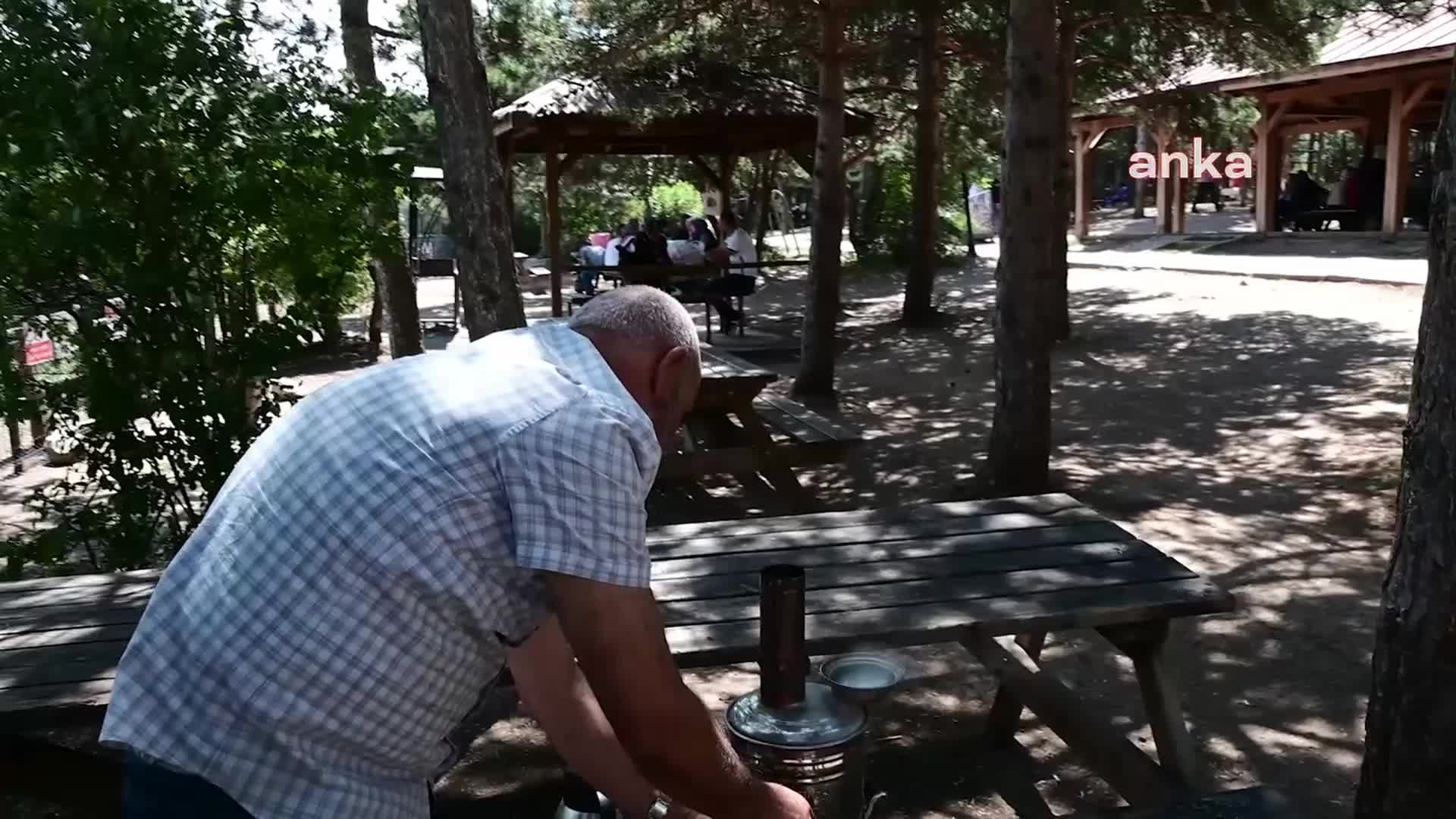 YOZGAT’TA VATANDAŞLAR BUNALTICI SICAKLARDAN KORUNMAK İÇİN GÖLGELİKLERE SIĞINDI