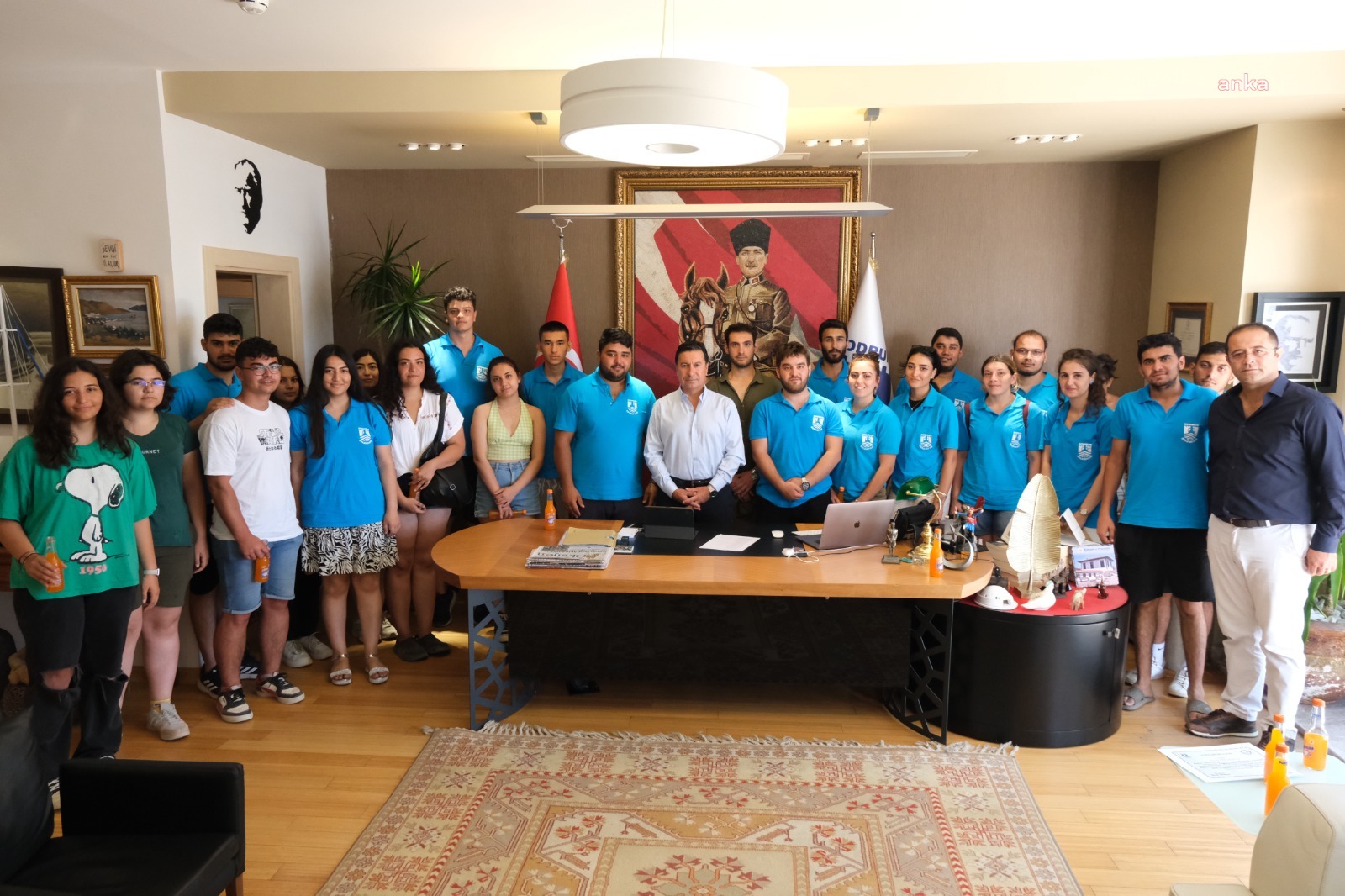 BODRUM’DA TARIM KAMPI ÖĞRENCİLERİNDEN BAŞKAN ARAS’A ZİYARET