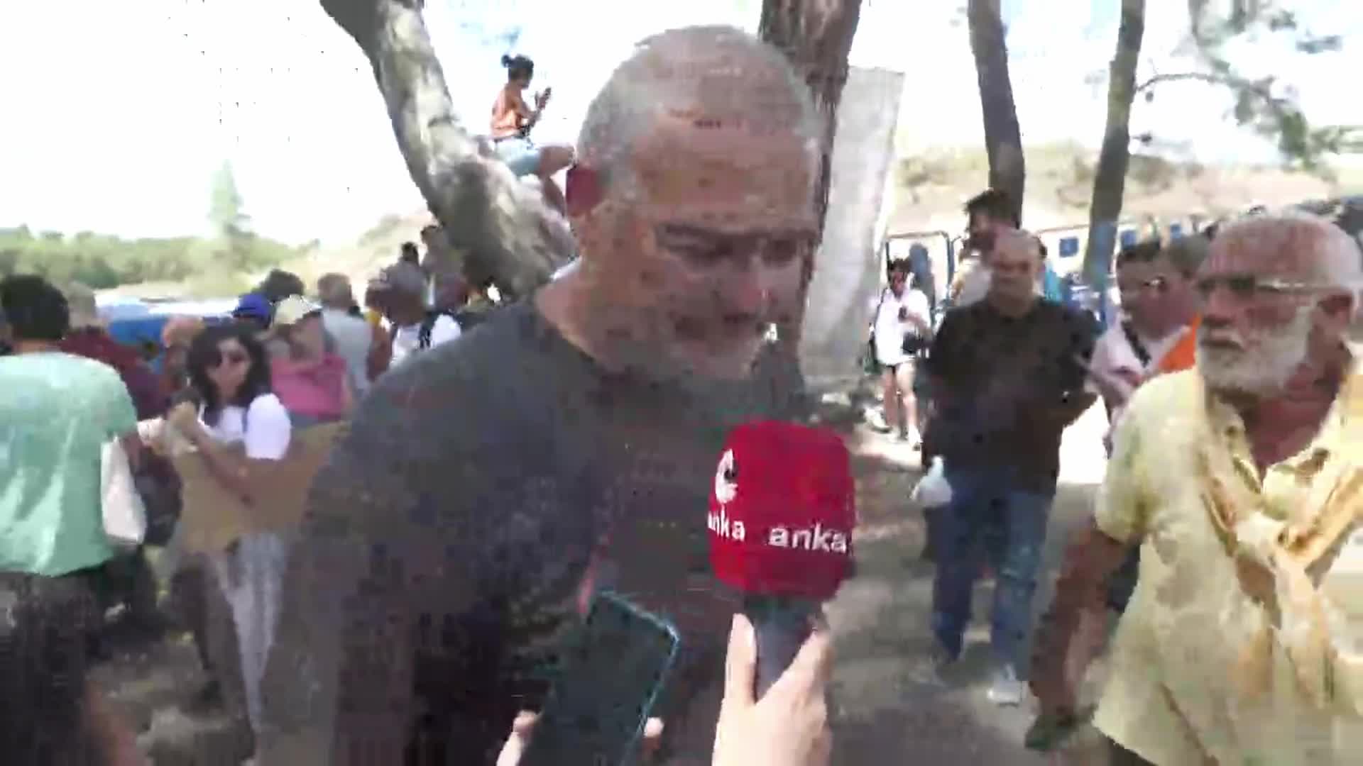 AKBELEN'DE BÜYÜK BULUŞMA...OYUNCU LEVENT ÜZÜMCÜ: "VATAN BİR ŞİRKET GİBİ YÖNETİLMEZ"