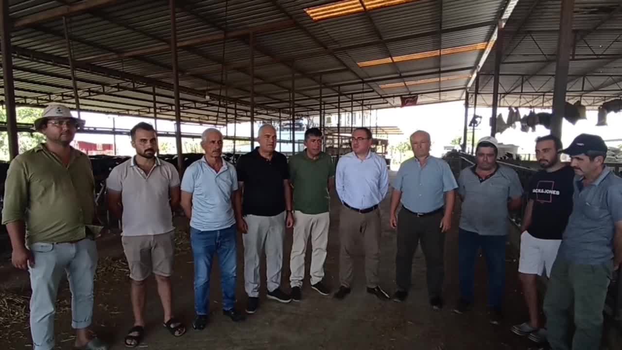 CHP'Lİ EVRİM KARAKOZ'UN DİNLEDİĞİ AYDINLI ÇİFTÇİ: BAKANLIK 'YÜZDE 32,4 ZAM VERDİM' DİYOR. BENİM ZAMDAN FALAN HABERİM YOK, KAĞIT ÜZERİNDE VAR BELKİ AMA BİZE YANSIYAN BİR ZAM YOK