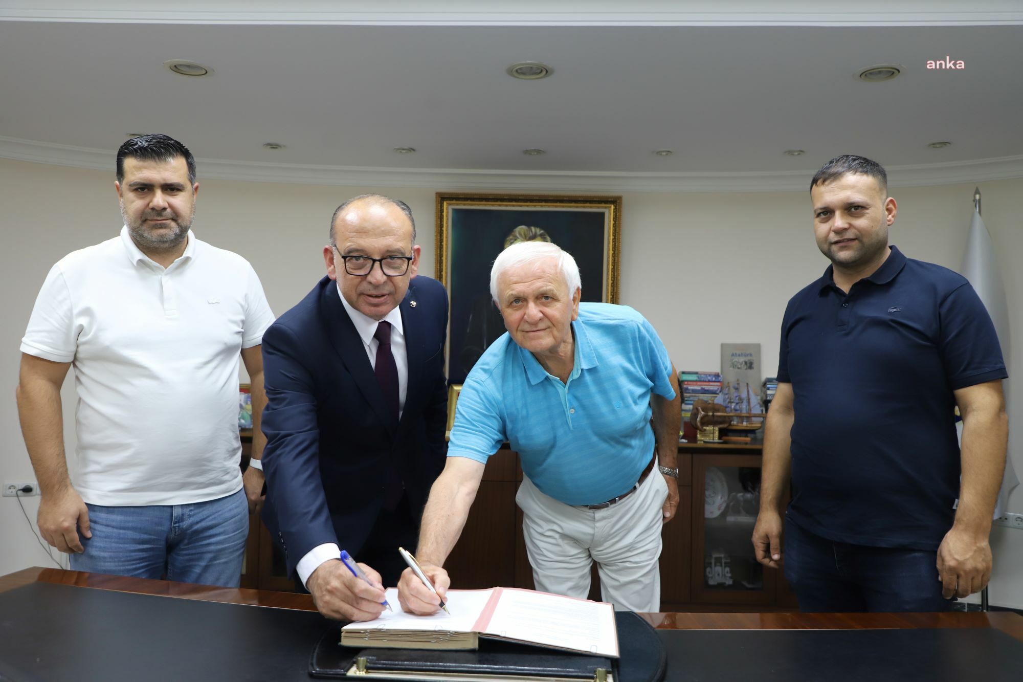 TURGUTLU BELEDİYESİ’NİN HAYATA GEÇİRECEĞİ PROJEYE İŞ İNSANI EKREM GÜREL’İN İSMİ VERİLDİ
