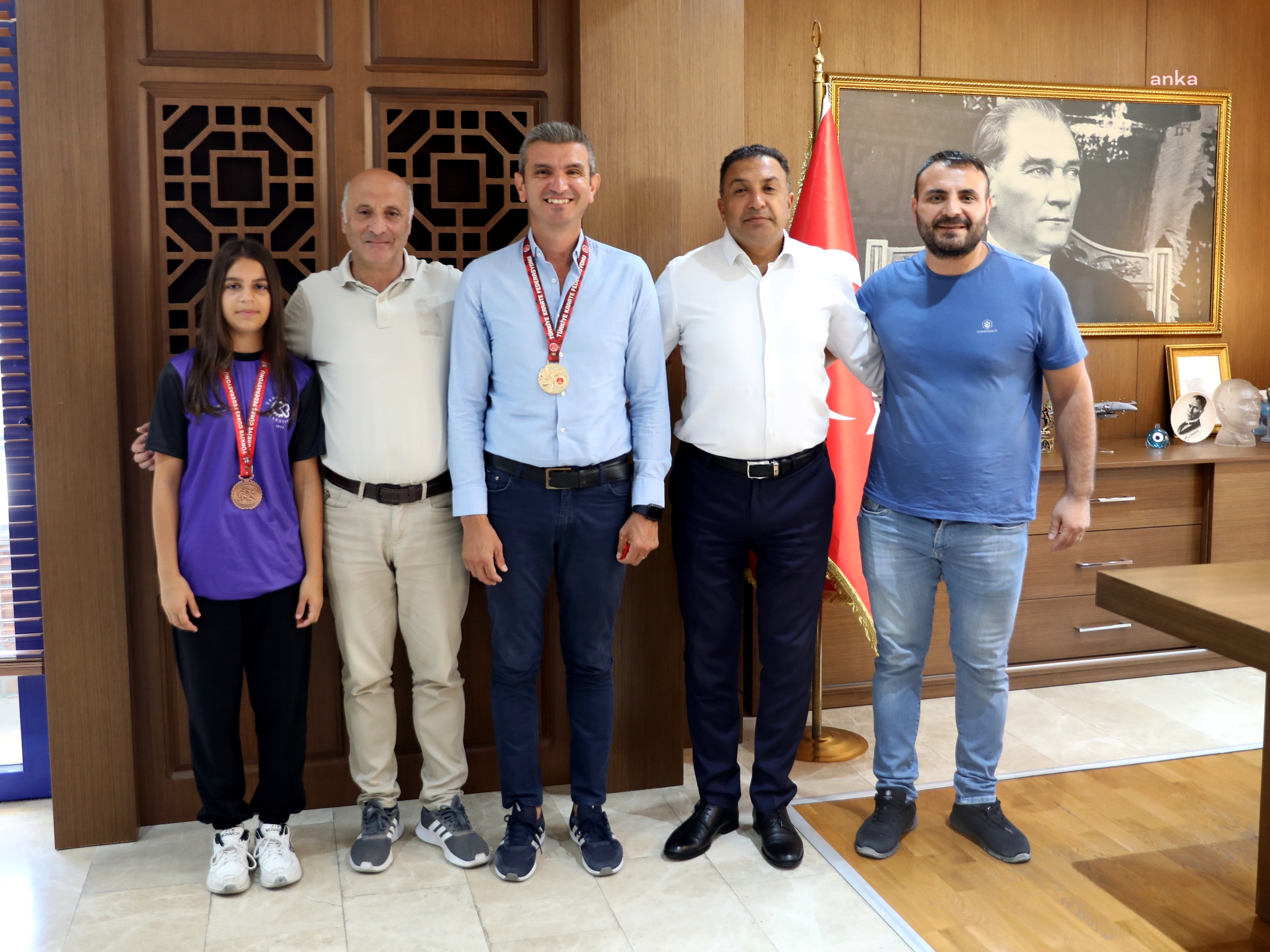 ÇERKEZKÖY BELEDİYESİ SPORCULARINDAN BELEDİYE BAŞKANVEKİLİ YILMAZ'A ZİYARET