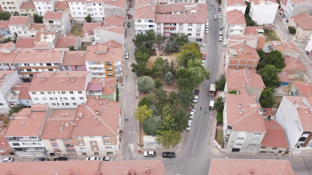 ODUNPAZARI EMEK MAHALLESİ’NDE BULUNAN MEMİŞ DEDE PARKI YENİLENİYOR