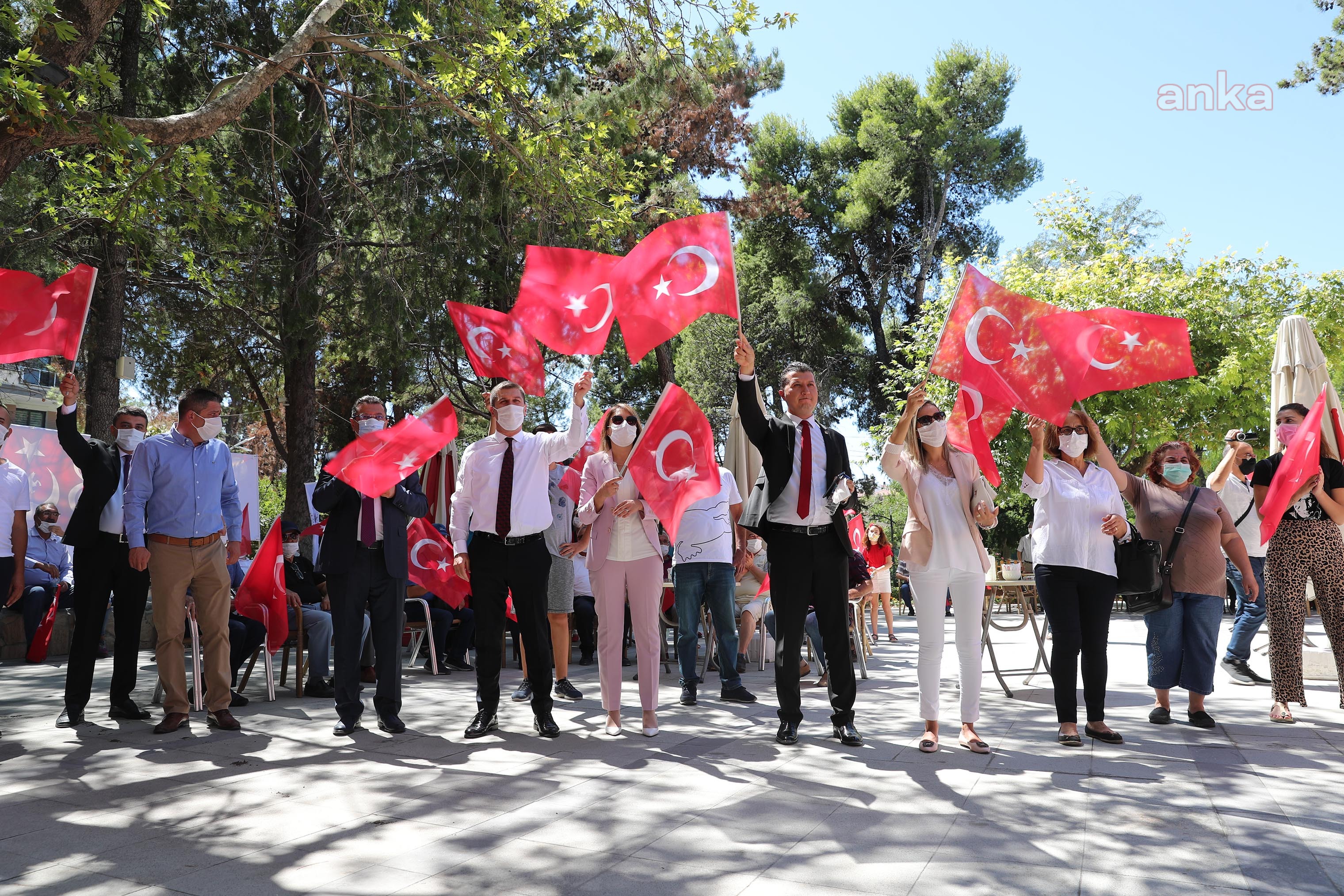 BURDUR BELEDİYESİ, 30 AĞUSTOS ZAFER BAYRAMI'NI BANDO EŞLİĞİNDE KUTLADI