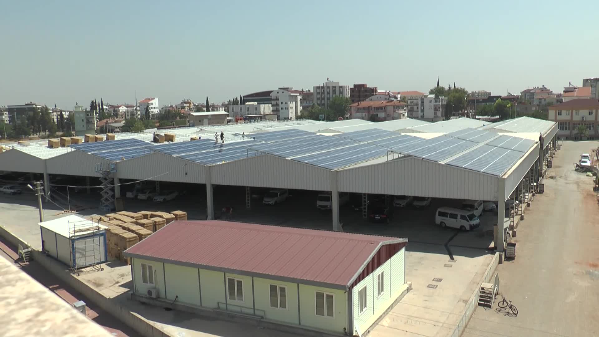 DÖŞEMEALTI BELEDİYESİ, KENDİ ELEKTRİĞİNİ KENDİSİ ÜRETECEK: 9 MAHALLEYE 10 GES TESİSİ