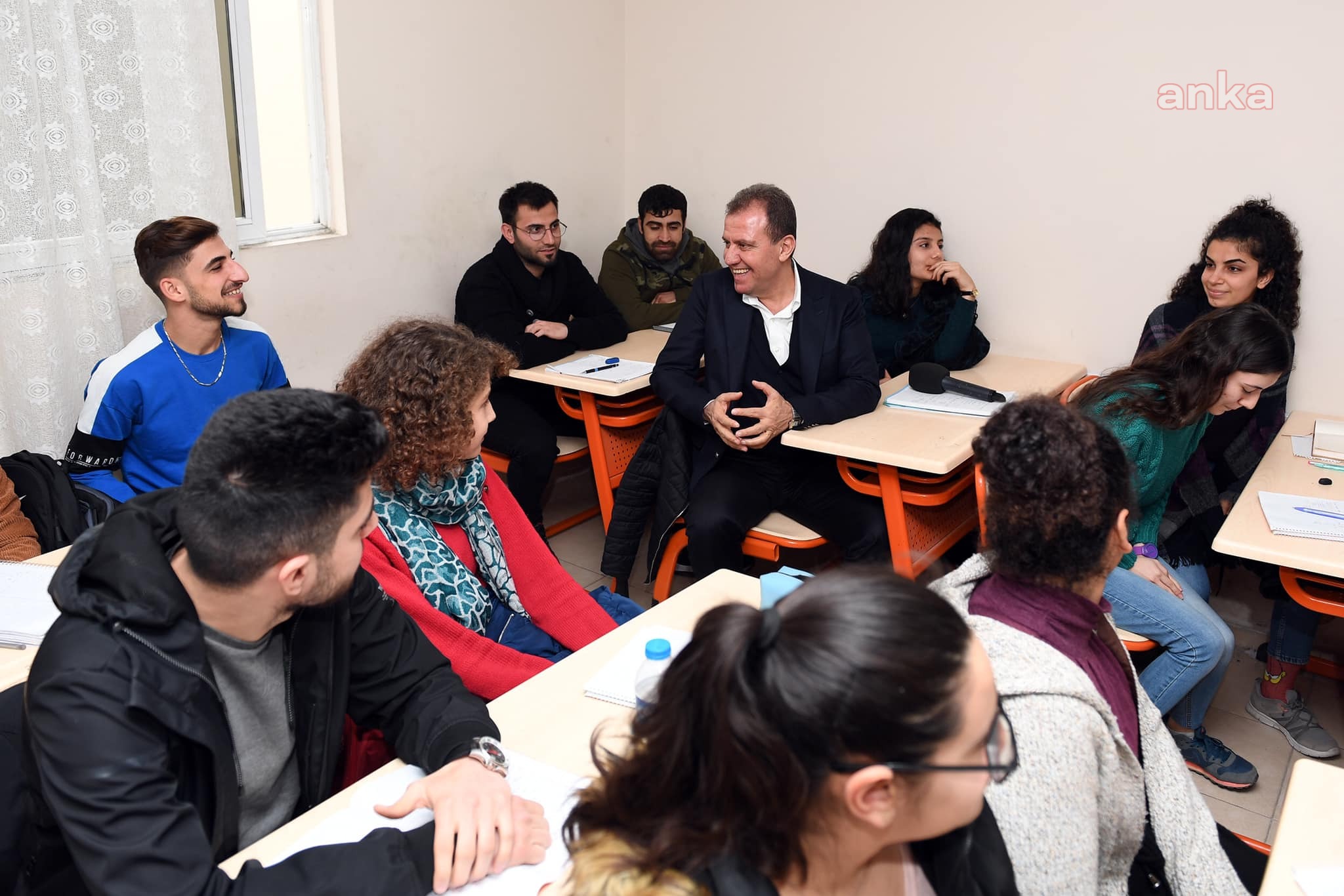 BAŞKAN SEÇER:  “EĞER ÇAĞDAŞ BİR TÜRKİYE YARATACAKSAK BUNU EĞİTİMLE ÇÖZECEĞİZ”