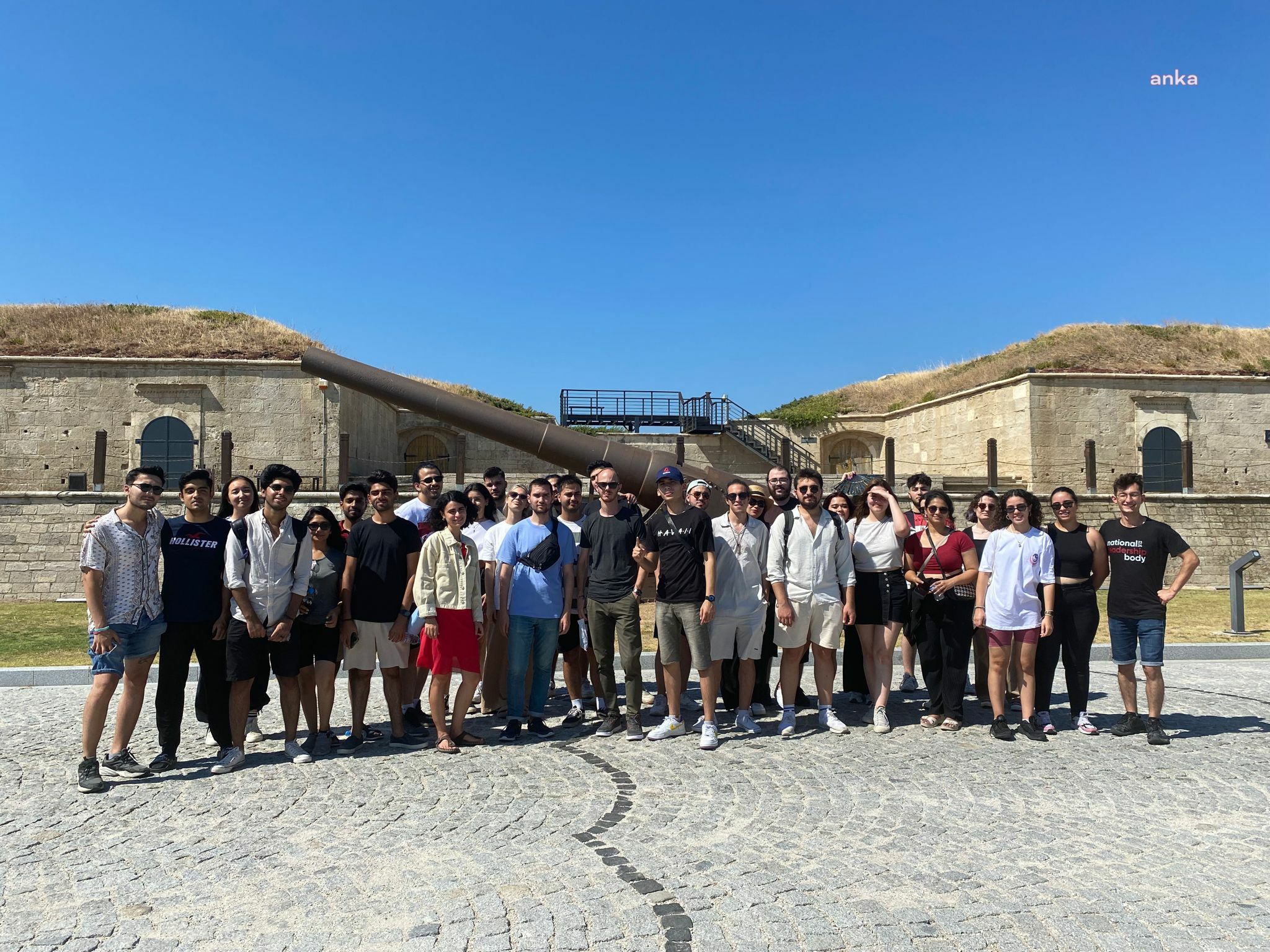 AIESEC ÖĞRENCİLERİ ODUNPAZARI BELEDİYESİ İŞ BİRLİĞİYLE ÇANAKKALE’Yİ GEZDİ