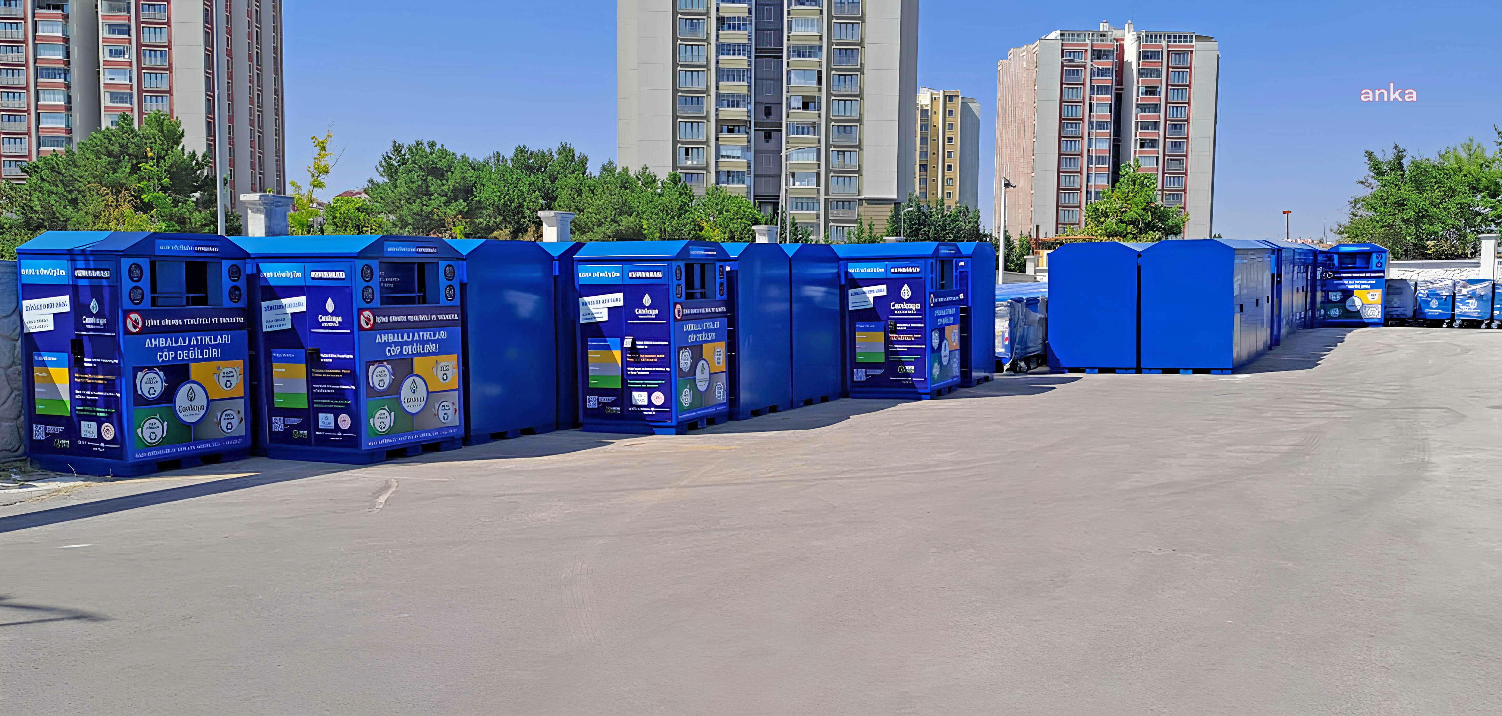ÇANKAYA BELEDİYESİ, İLÇEDEKİ 50 GERİ DÖNÜŞÜM KUMBARASINI YENİLEDİ