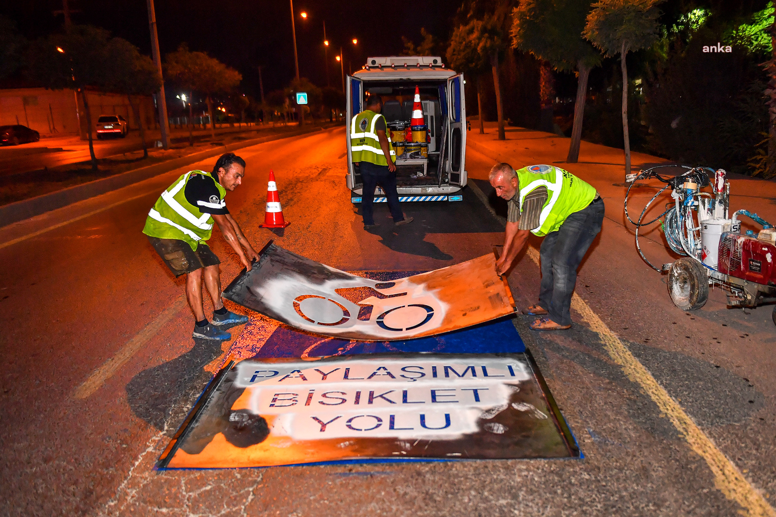 MERSİN BÜYÜKŞEHİR BELEDİYESİ, ‘PAYLAŞIMLI BİSİKLET YOLU’ UYGULAMASINA BAŞLADI