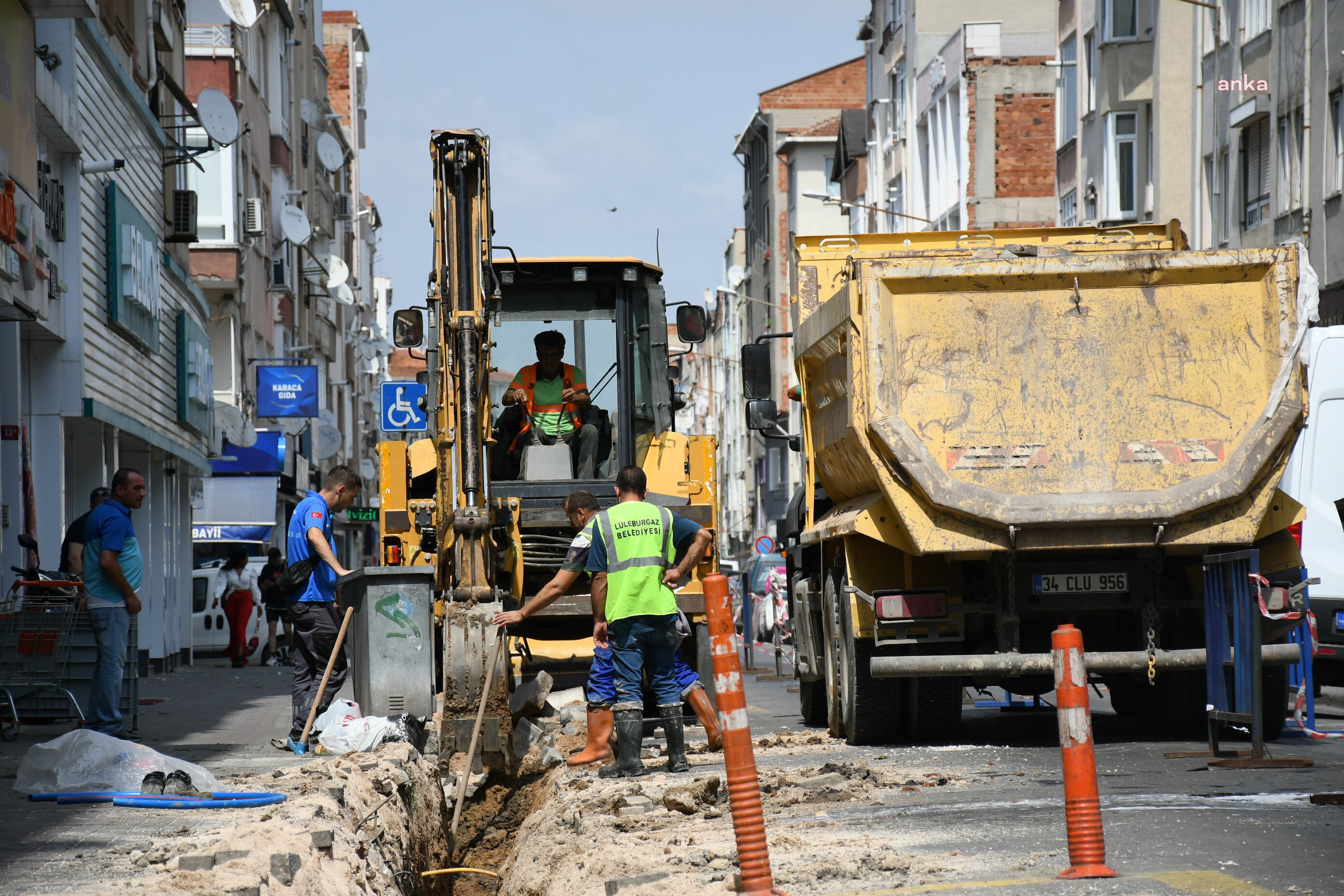 LÜLEBURGAZ’DA İÇME SUYU HATLARI SAĞLIKLI HALE GETİRİLİYOR