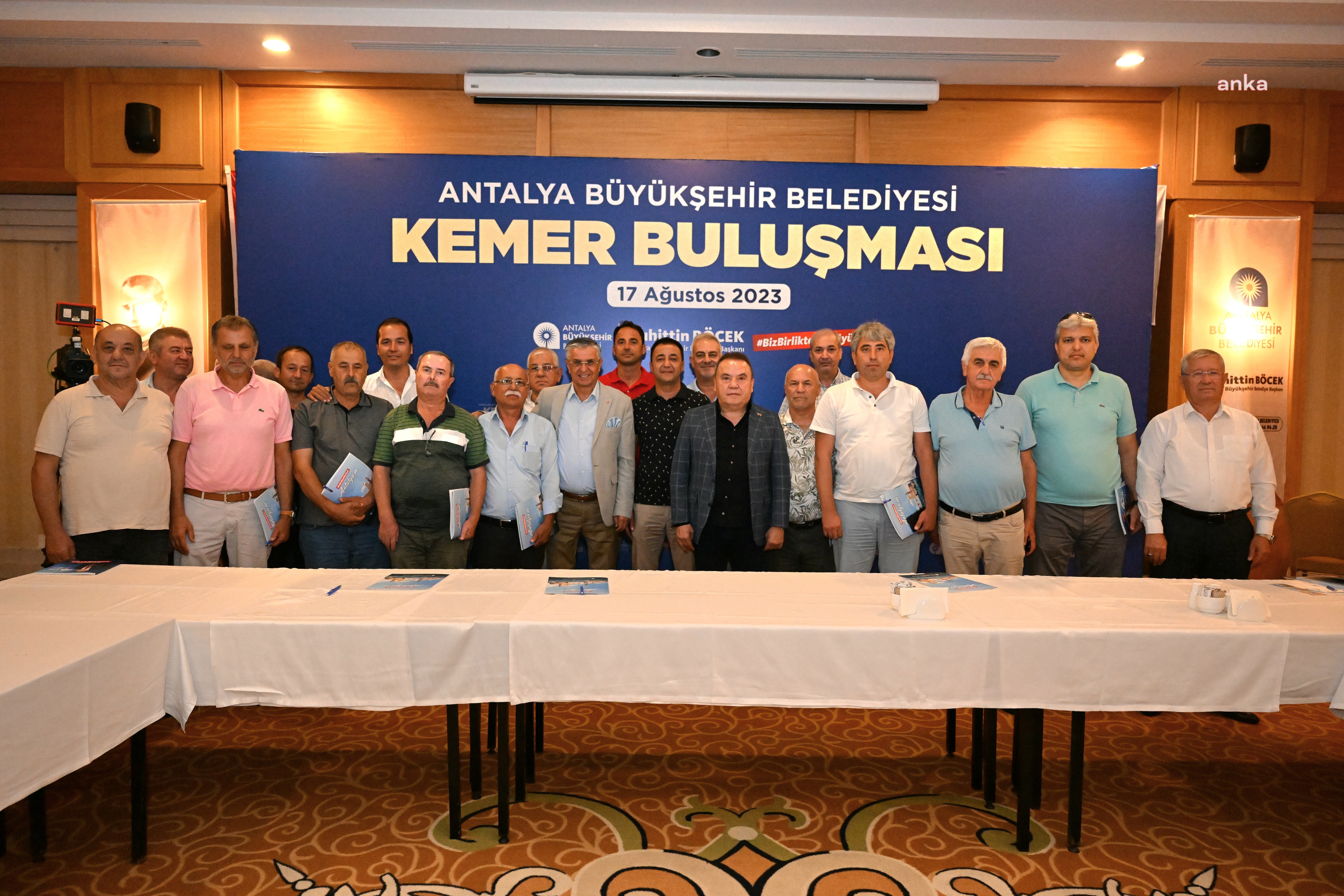 MUHİTTİN BÖCEK KEMER’DE BİR DİZİ TEMASTA BULUNDU