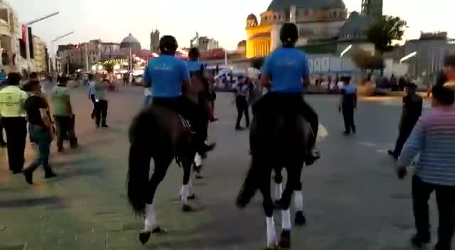 İBB ATLI ZABITASI GÖREV BAŞINDA