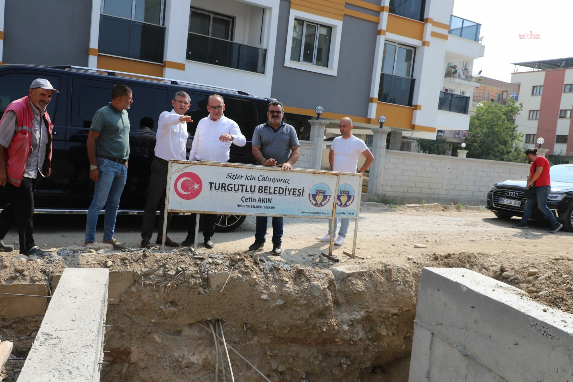 CHP GRUP BAŞKANI ÖZGÜR ÖZEL’DEN TURGUTLU BELEDİYESİ’NİN VİZYON PROJELERİNE ZİYARET