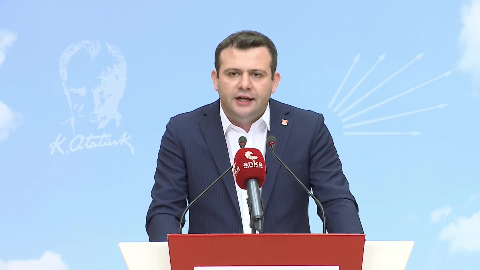 HASAN EFE UYAR, MEVSİMLİK TARIM İŞÇİLERİNİN SORUNLARINA CHP'NİN ÇÖZÜM ÖNERİLERİNİ AÇIKLADI, İKTİDARA SESLENDİ: MEVSİMLİK TARIM İŞÇİLERİNİ ÖLÜME, ÖLMESELER DAHİ AÇLIĞA MAHKÛM ETTİNİZ. MEVSİMLİK TARIM İŞÇİLERİ, İŞ KANUNU KAPSAMINA ALINMALIDIR