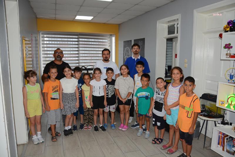 TARSUS KADIN VE ÇOCUK BİLİM TEKNOLOJİ ATÖLYESİ KAPSAMINDAKİ EĞİTİMLER DEVAM EDİYOR