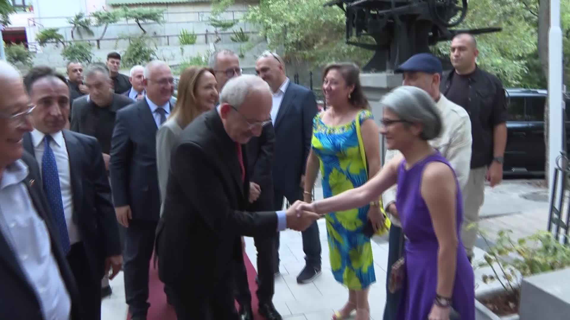 KRT PROGRAMCISI SEMRA TOPÇU VE MEDYA OMBUDSMANI FARUK BİLDİRİCİ, ANKARA'DA EVLENDİ... KILIÇDAROĞLU: "HAPİSTE OLAN GAZETECİLERE SELAM GÖNDERELİM..."