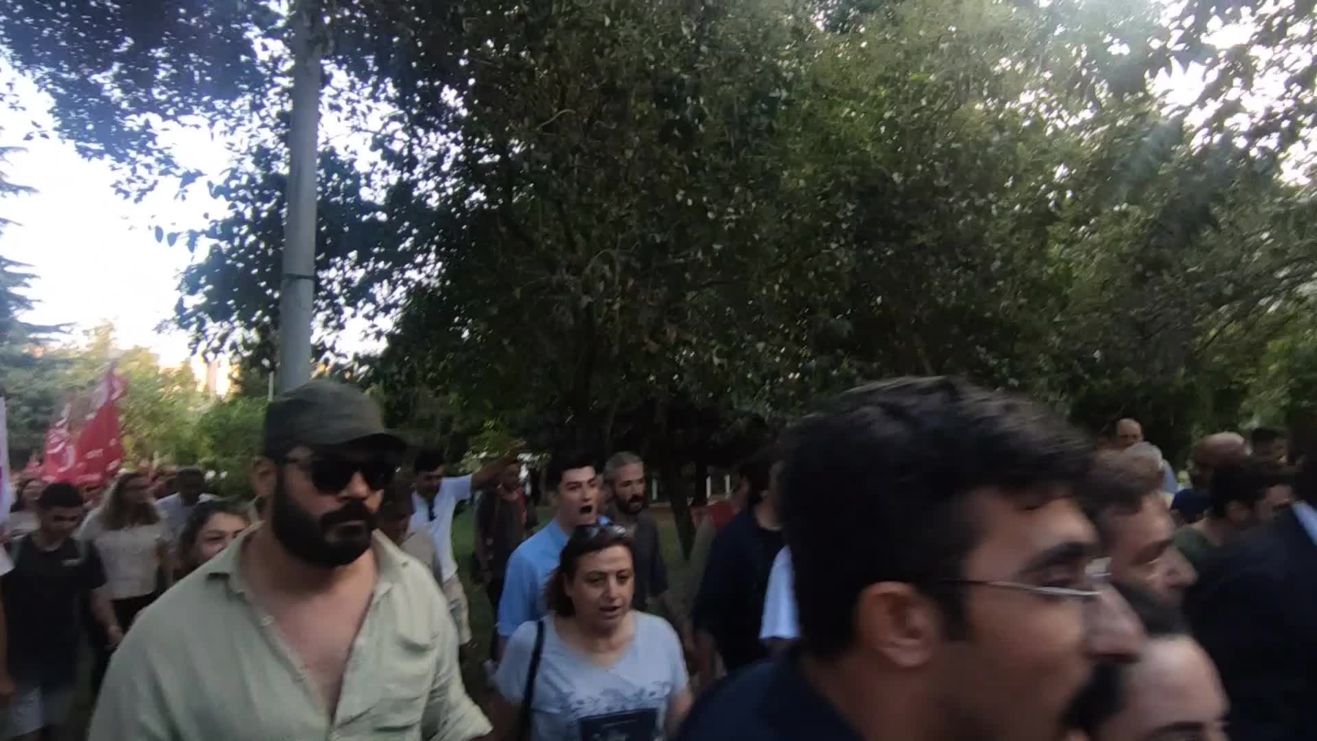 TİP KOCAELİ İL ÖRGÜTÜ'NÜN 'CAN İÇİN ADALET BULUŞMASI'NIN YASAKLANMASI PROTESTO EDİLDİ. ERKAN BAŞ: "BU KARARI BİR İBRET VESİKASI OLARAK SAKLAYACAĞIZ"