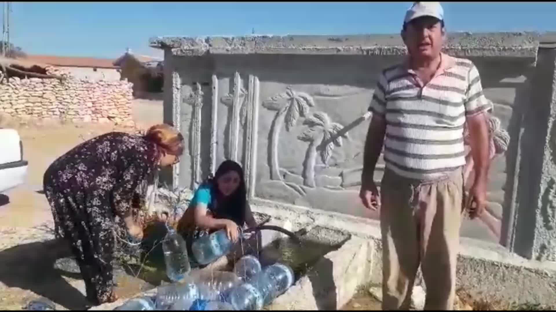 İKİ AYDIR ŞEBEKE SULARI AKMAYAN KONYALI VATANDAŞ: “2023 YILINDA KÖYLÜYE YAPILAN EZİYETE YETKİLİLER DUYARSIZ KALIYOR”