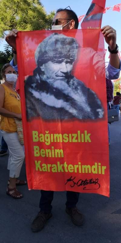 ANITKABİR GÖREVLİLERİ HAKKINDA SUÇ DUYURUSU