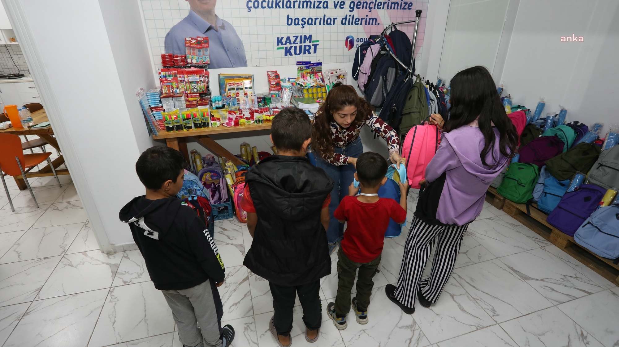 ODUNPAZARI BELEDİYESİ’NDEN VATANDAŞLARA “OKUL ÇANTAMI BİRLİKTE DOLDURALIM” ÇAĞRISI