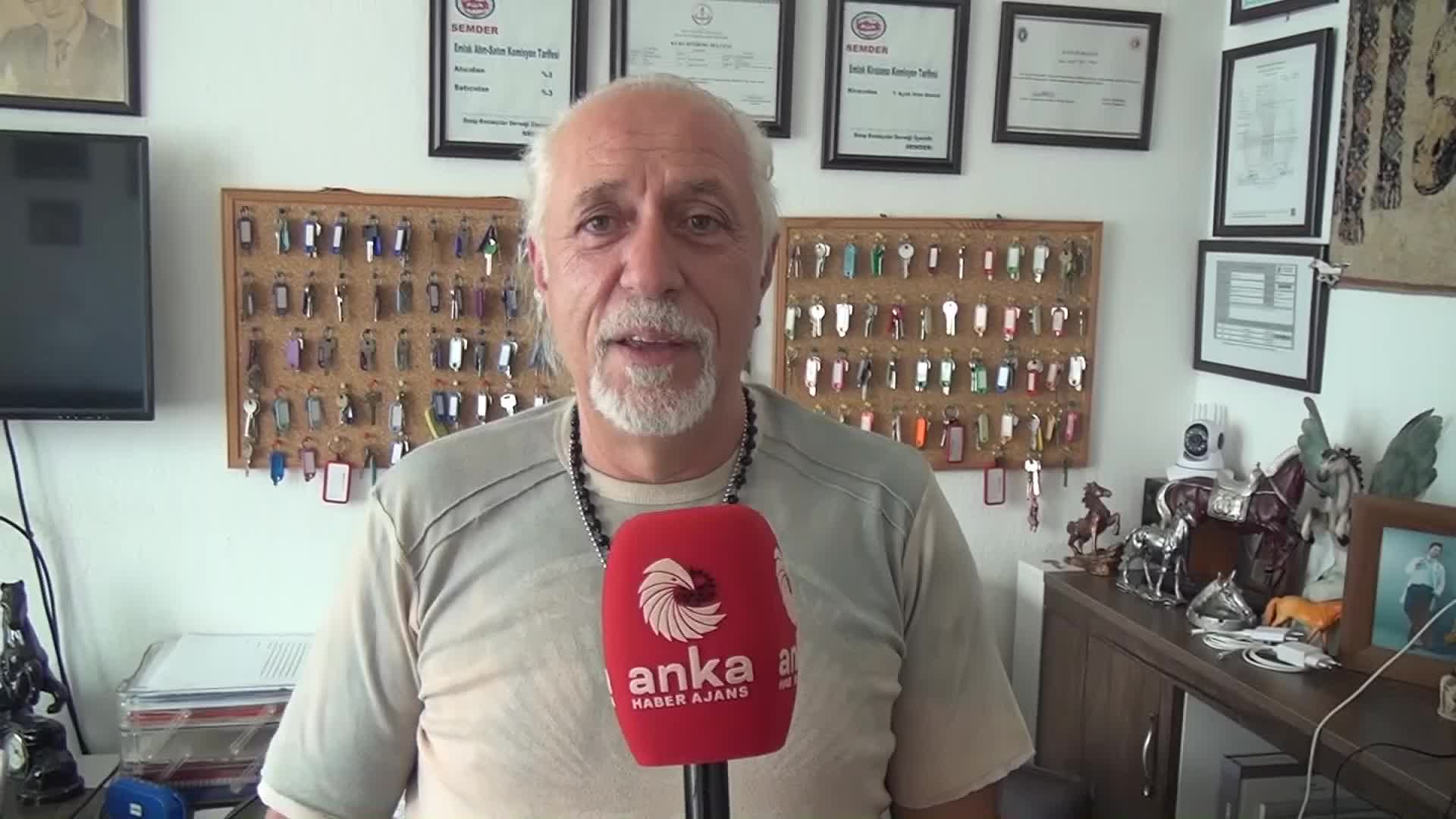 SİNOPLU EMLAKÇI ARGON, TÜİK'İN KONUT SATIŞI VERİLERİNE TEPKİ GÖSTERDİ: “EKONOMİYİ DAHA TOZ PEMBE GÖSTERMEK İÇİN BU RAKAMLARI AÇIKLIYORLAR”