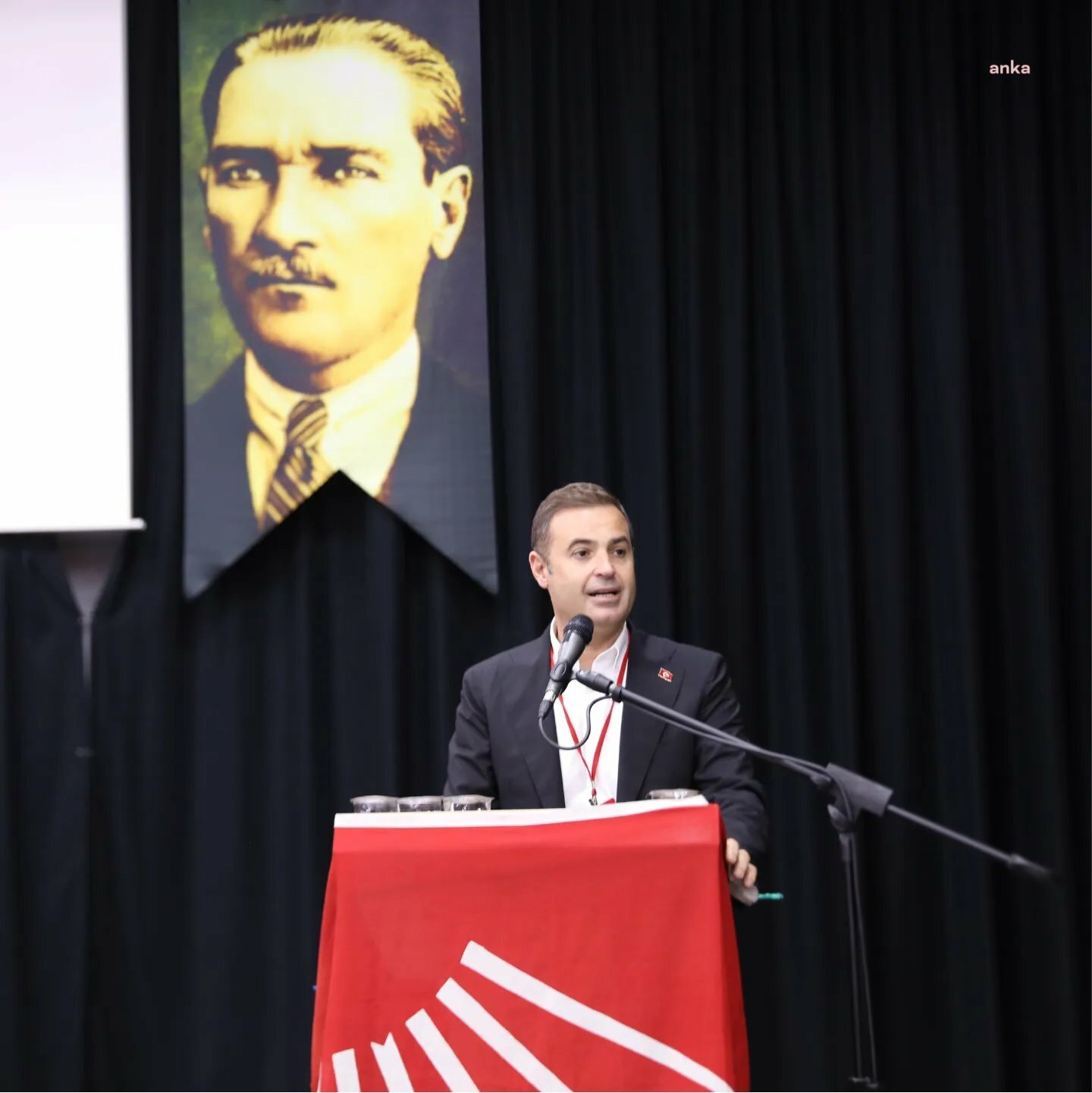 CHP’Lİ AHMET AKIN: “BELEDİYELERİMİZ ÇANAKKALE’NİN KAYADERE KÖYÜ DOLAYLARINDA ÇIKAN ORMAN YANGINININ BÜYÜMESİ ÜZERİNE AFAD İLE KOORDİNASYON HALİNDE SÖNDÜRME ÇALIŞMALARINA KATILIYORLAR”