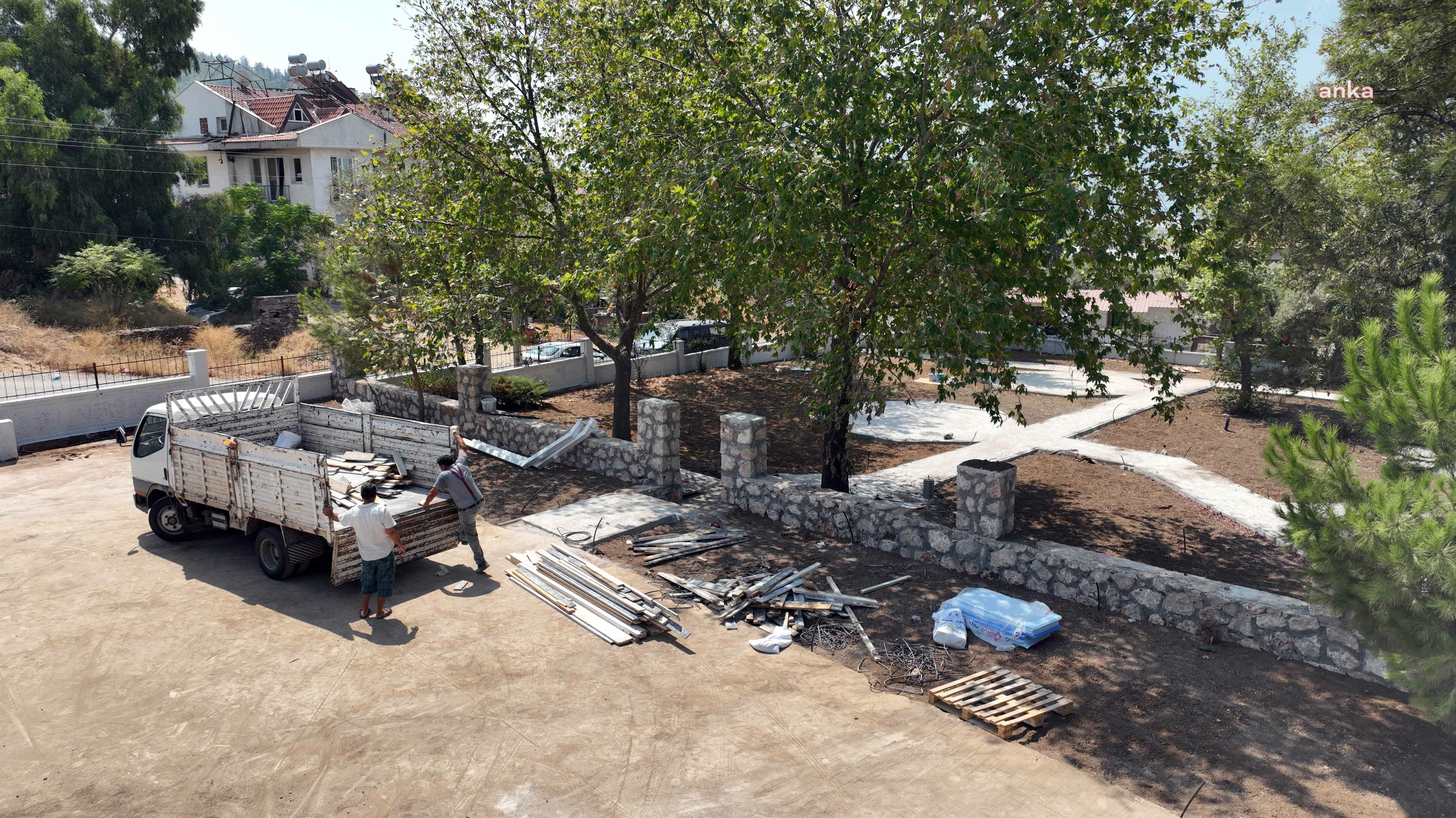 FETHİYE BELEDİYESİ KARAÇULHA MAHALLESİ’NE PARK KAZANDIRIYOR
