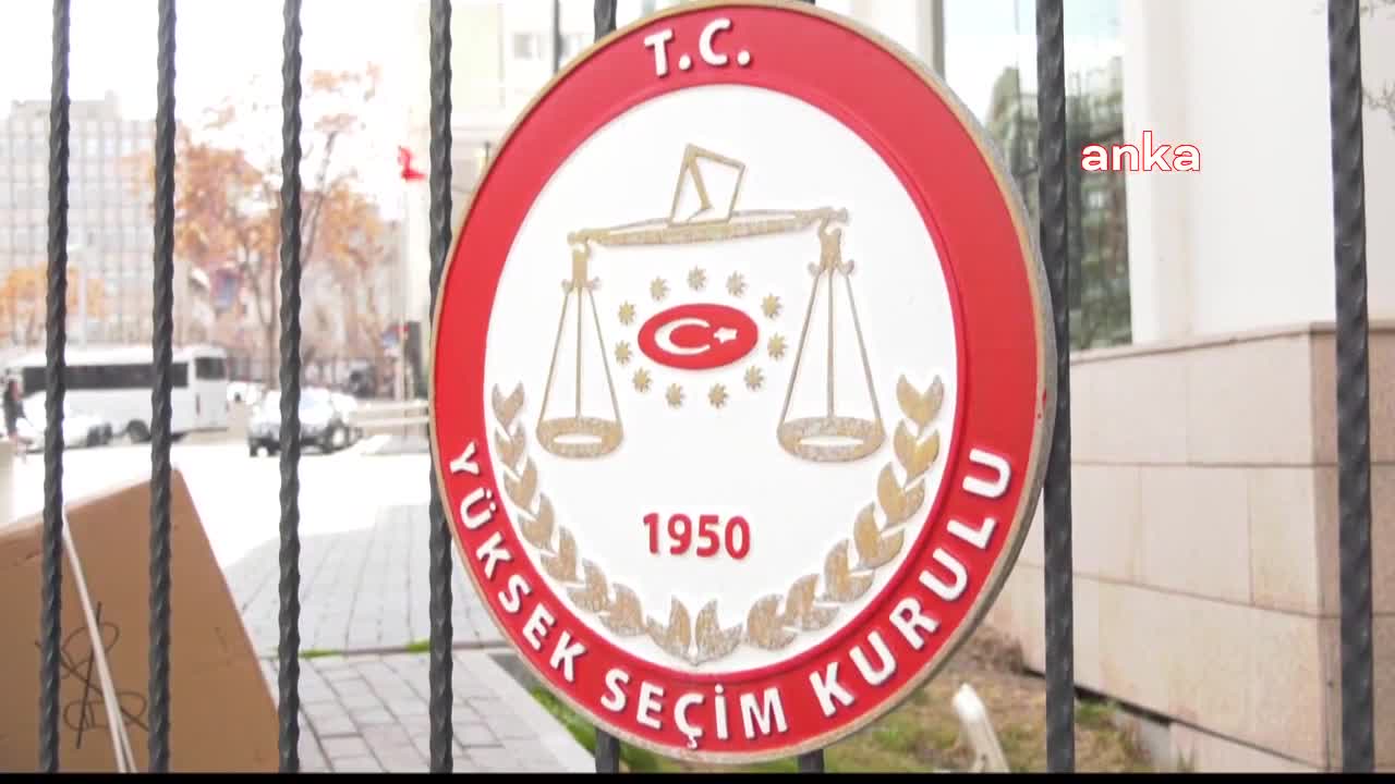 RTÜK ÜYESİ KESER, TRT’NİN SEÇİM GÜNÜ YAYINLADIĞI “TÜRKİYE YÜZYILI” LOGOLU REKLAMI YSK’YA ŞİKAYET ETTİ, YSK YAPTIRIM UYGULAMADI: “MÜEYYİDESİZ OLAN BİR DURUMLA İLGİLİ KURULUMUZUN CEZAİ İŞLEM YAPMASI MÜMKÜN DEĞİL”